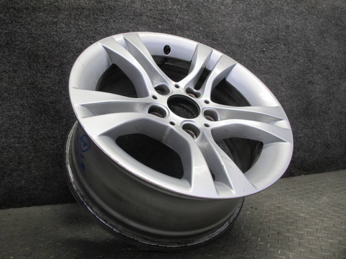 08-11 BMW E90 E91 328i Style 268 Alloy Wheel R16" Rim 16x7J ET31 6780907 OEM