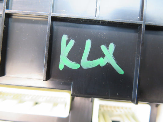 2003-2004 Lexus UZJ100L LX470 A/C Air Condition Amplifier Control Module