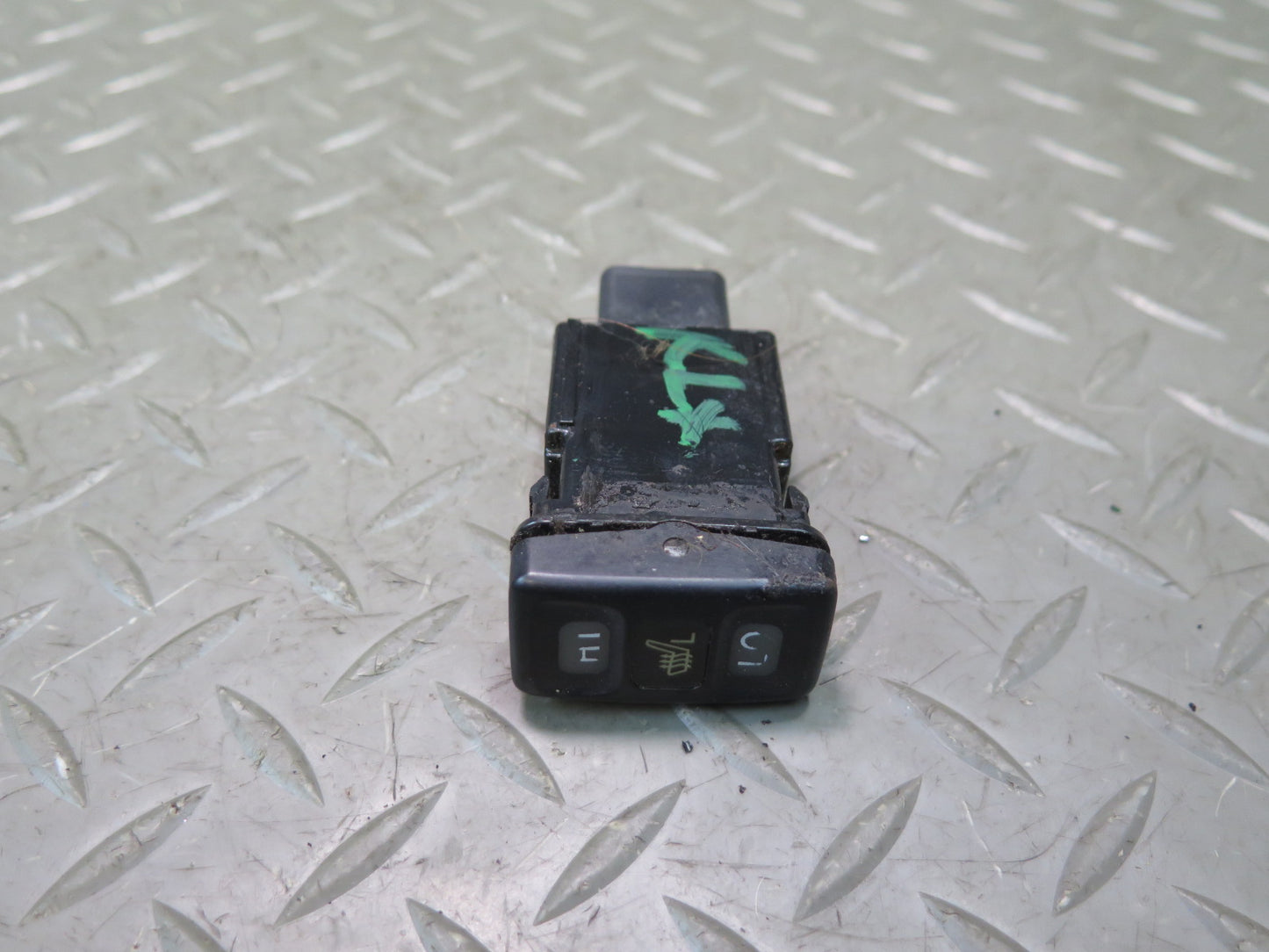 2003-2007 Lexus UZJ100L LX470 Left Heated Seat Heater Button Switch