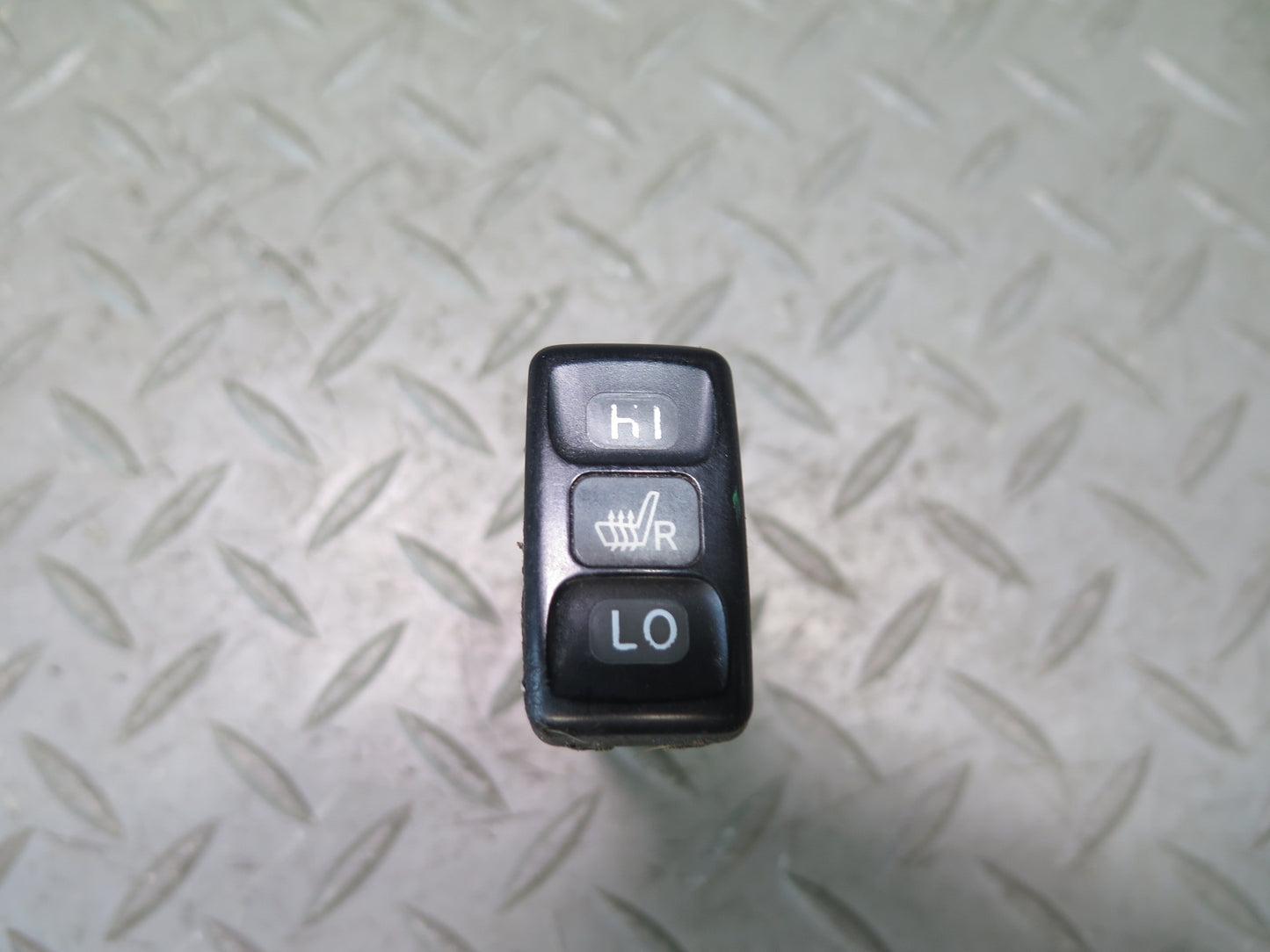 2003-2007 Lexus UZJ100L LX470 Right Heated Seat Heater Button Switch