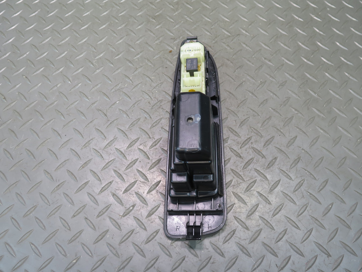 2003-2007 Lexus UZJ100L LX470 Front & Rear Door Window Switch Trim Set of 3