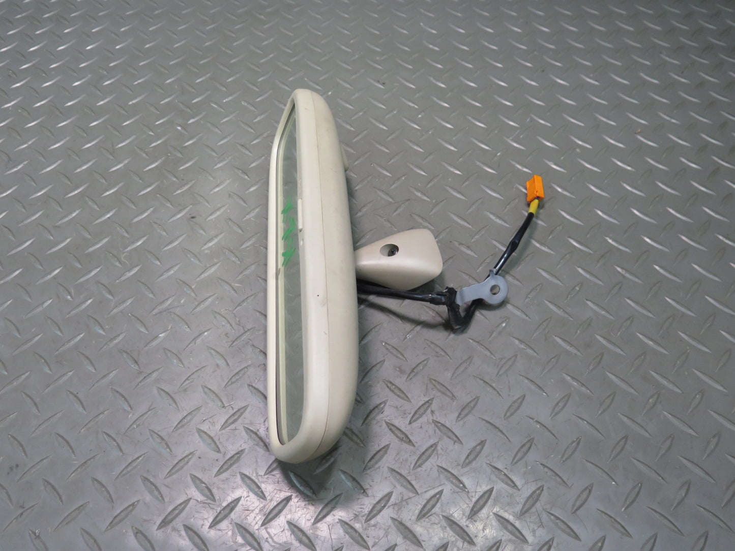 2003-2007 Lexus UZJ100L LX470 Auto Dimming Interior Rear View Mirror