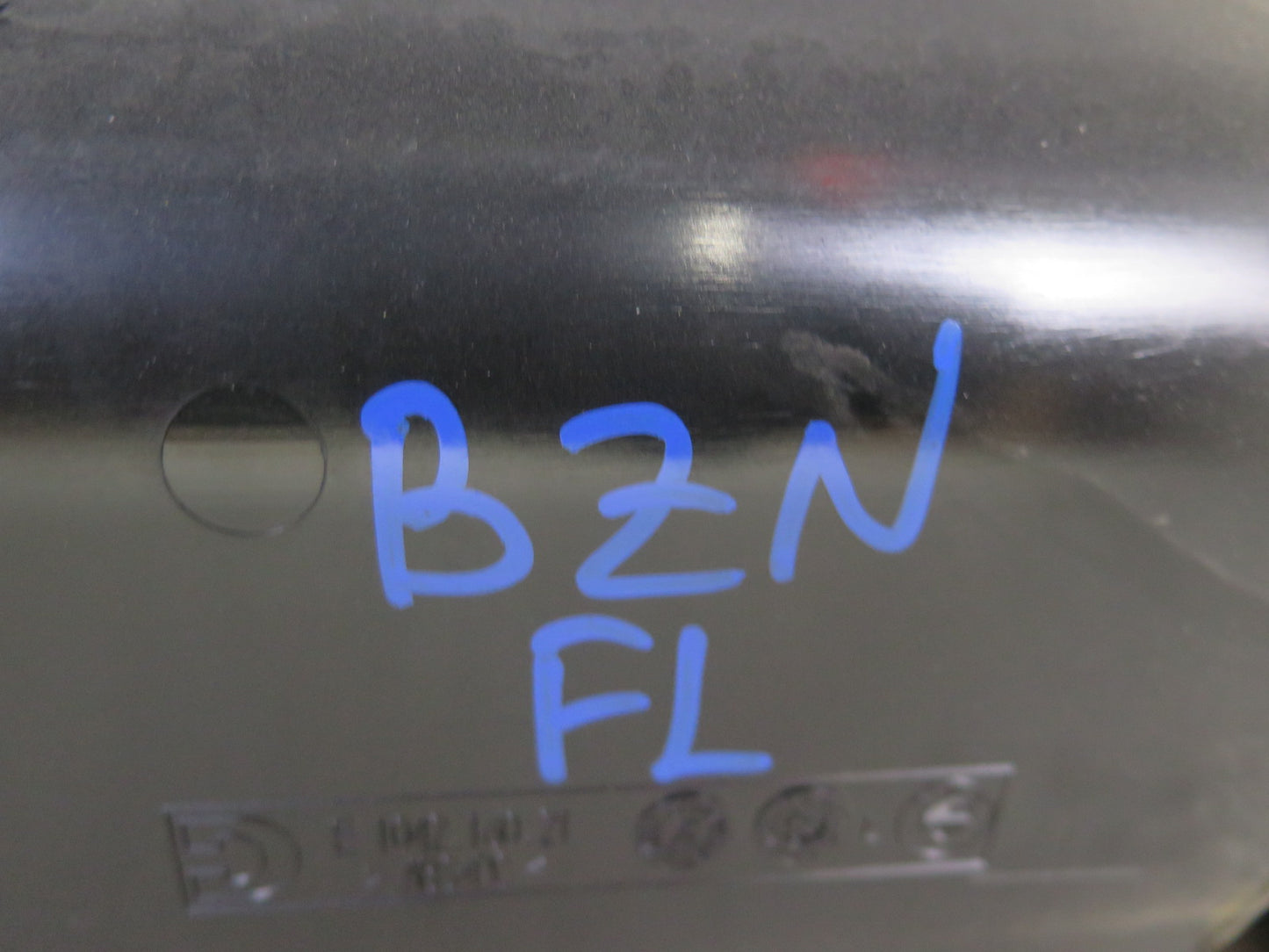06-08 BMW E85 Z4 Front Left Interior Door Panel w Window Mirror Switch Black OEM