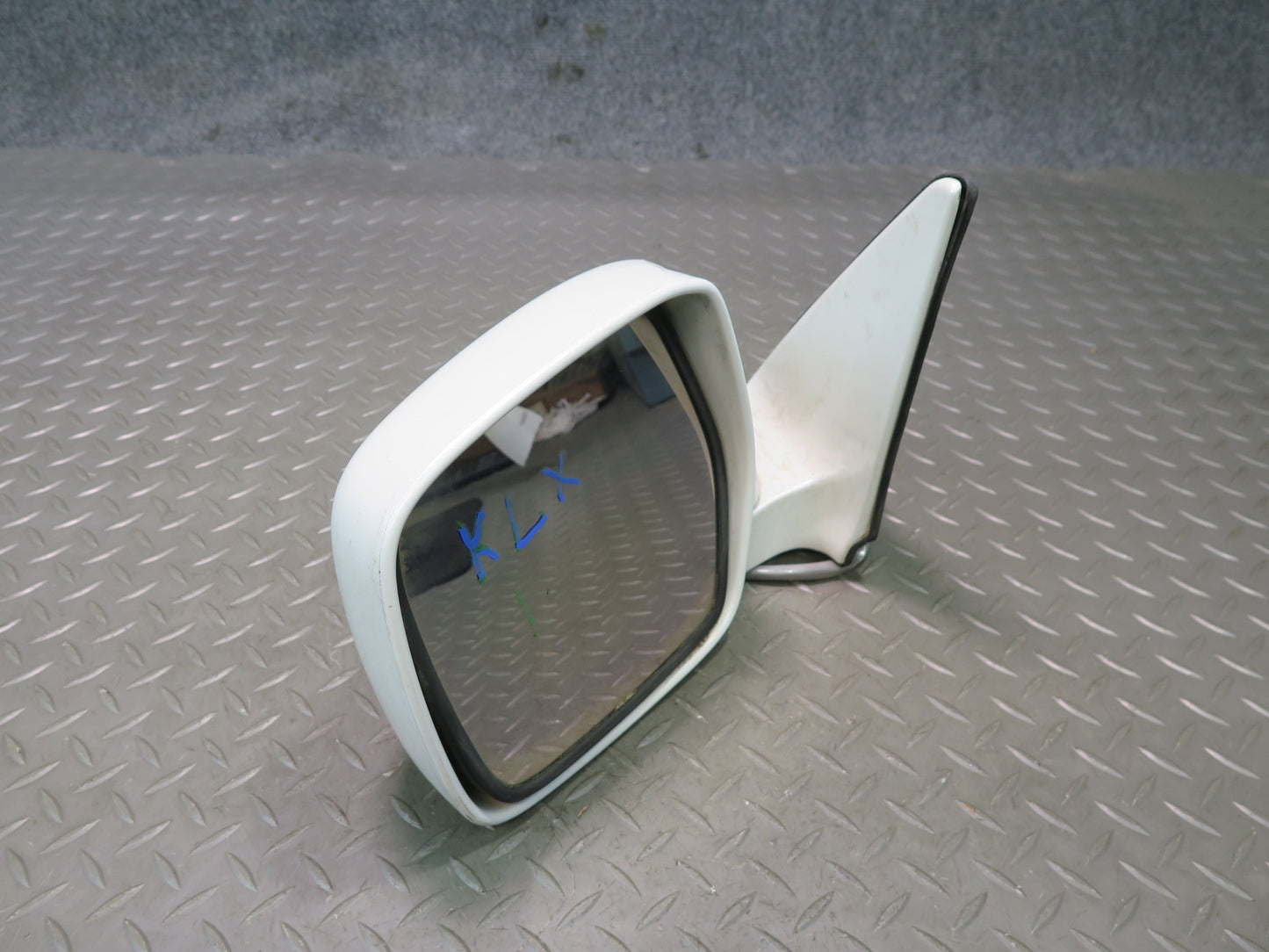 2003-2005 Lexus UZJ100L LX470 Left Door Heated Exterior Side View Power Mirror