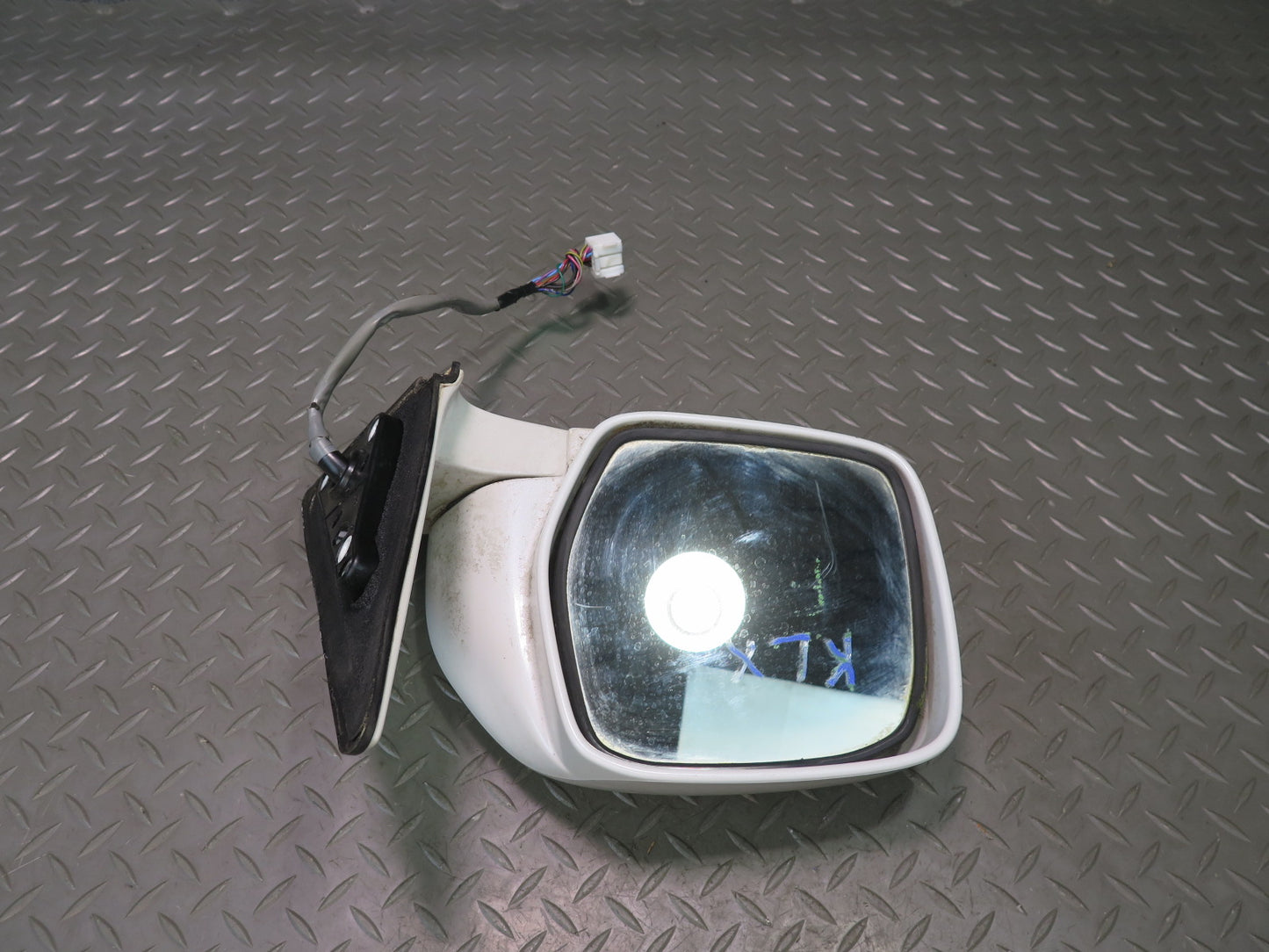 2003-2005 Lexus UZJ100L LX470 Left Door Heated Exterior Side View Power Mirror