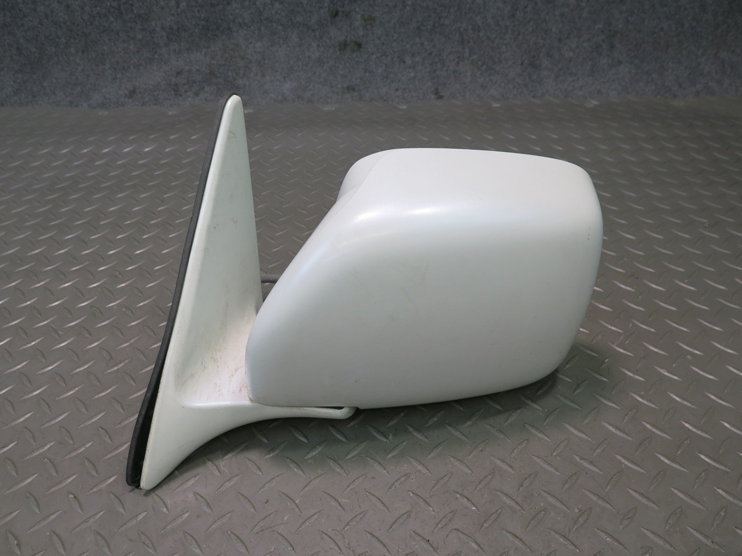 2003-2005 Lexus UZJ100L LX470 Left Door Heated Exterior Side View Power Mirror