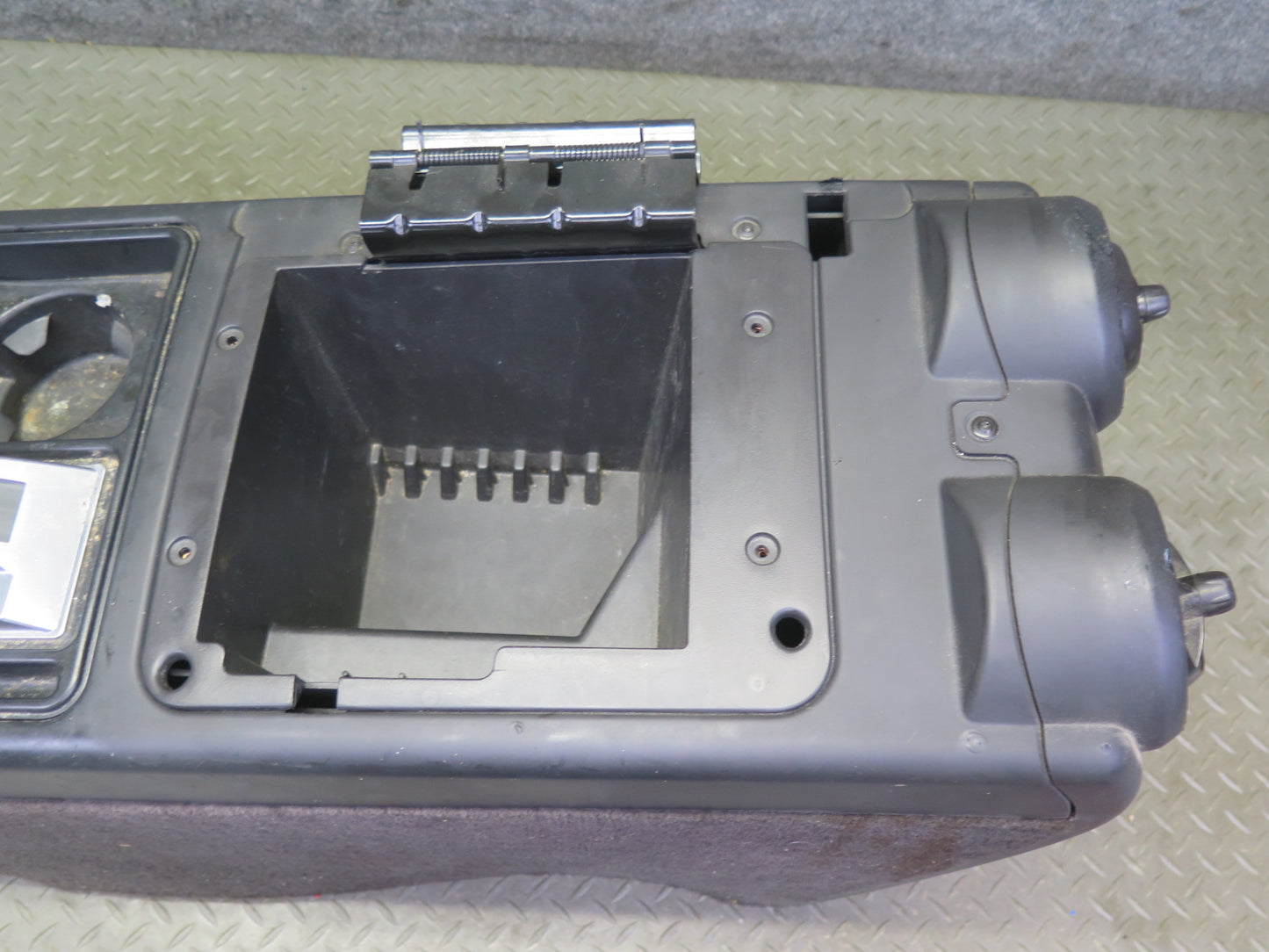 2003-2006 Hummer H2 Front Center Console Shifter Trim Cover Panel Assembly