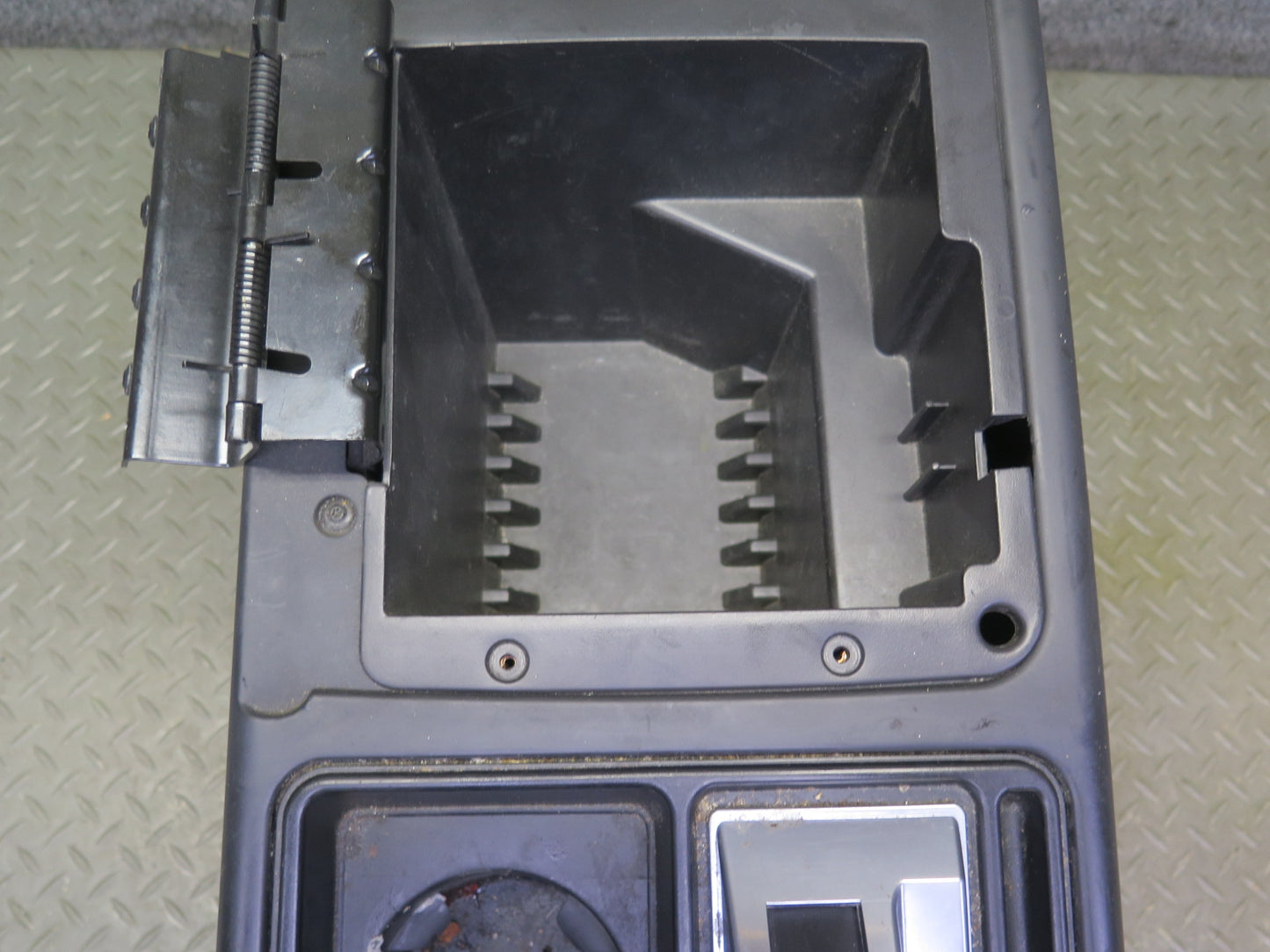 2003-2006 Hummer H2 Front Center Console Shifter Trim Cover Panel Assembly