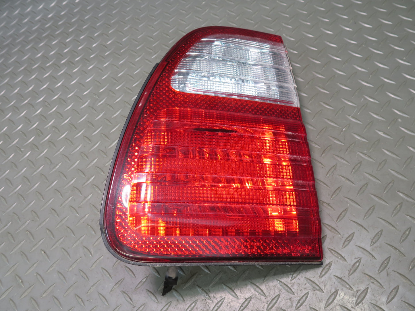 1998-2002 Lexus LX470 Rear Right Trunk Lid Inner Tail Light Lamp
