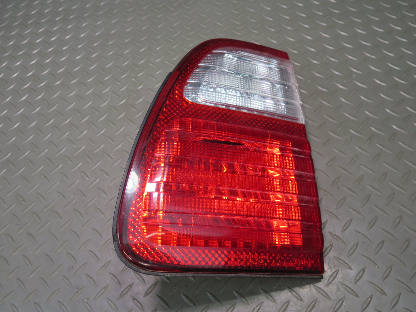 1998-2002 Lexus LX470 Rear Right Trunk Lid Inner Tail Light Lamp