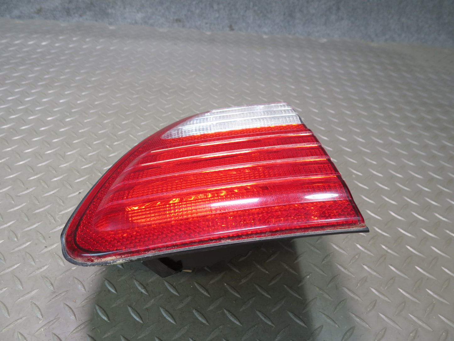 1998-2002 Lexus LX470 Rear Right Trunk Lid Inner Tail Light Lamp