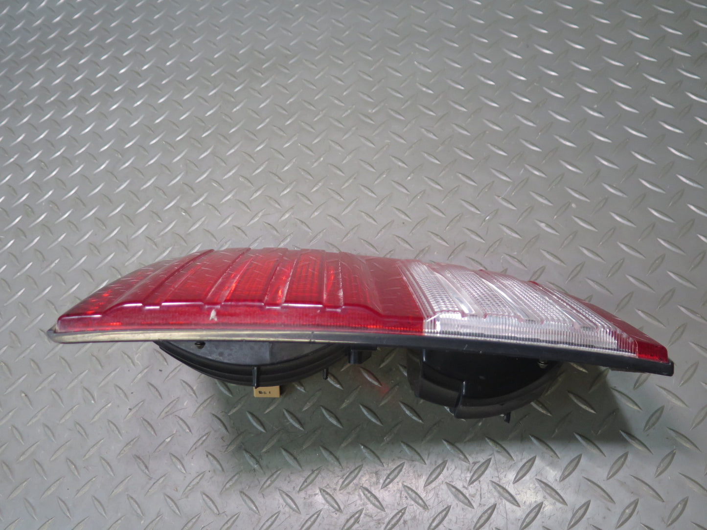 1998-2002 Lexus LX470 Rear Right Trunk Lid Inner Tail Light Lamp