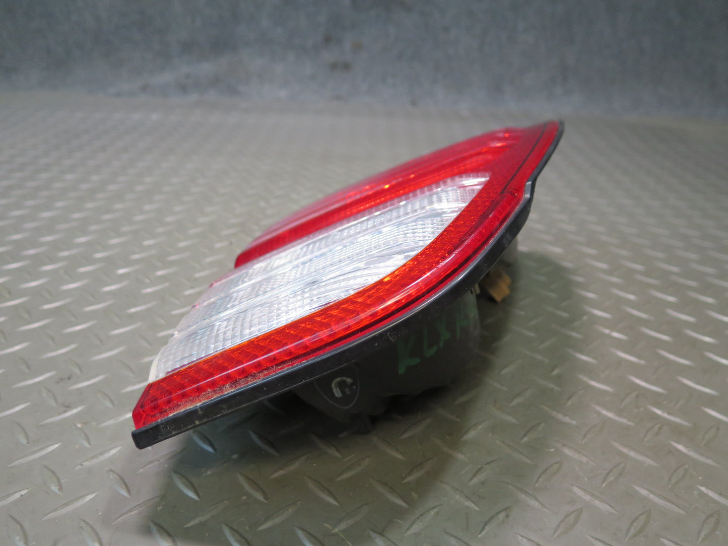 1998-2002 Lexus LX470 Rear Right Trunk Lid Inner Tail Light Lamp