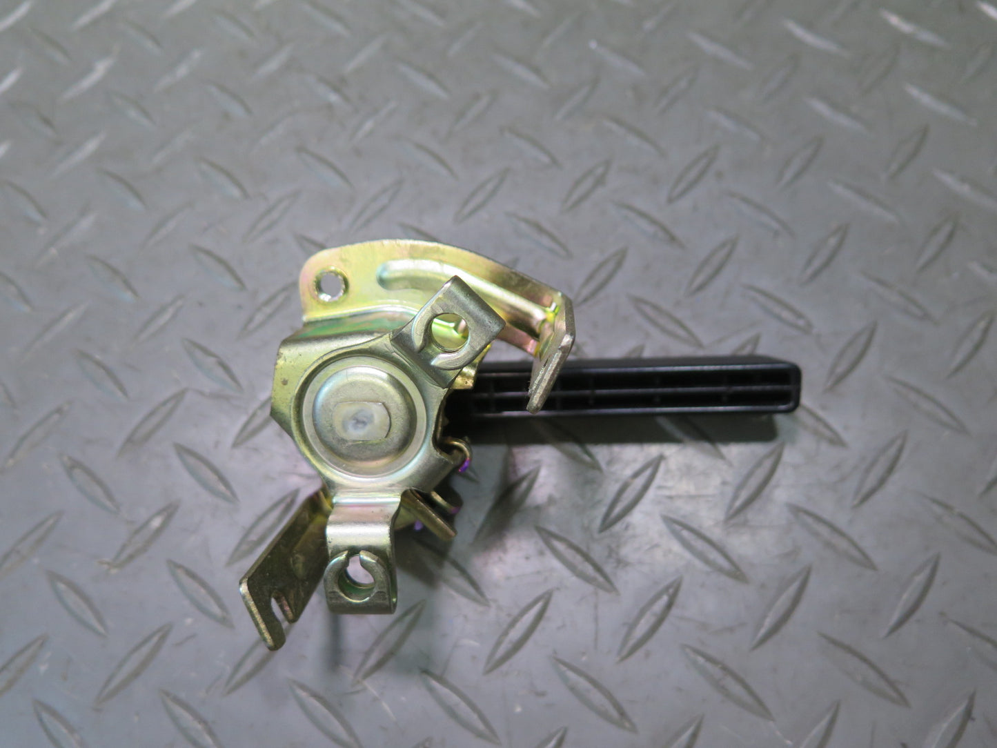 2003-2007 Lexus UZJ100L LX470 Rear Trunk Lid Liftgate Inner Open Release Handle