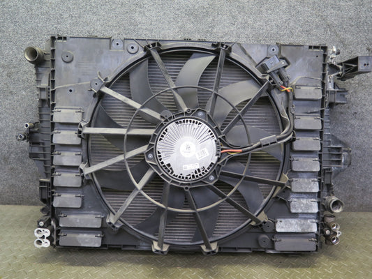11-14 Porsche Cayenne 958 Turbo Engine Radiator Core Support w Fan Shroud Set