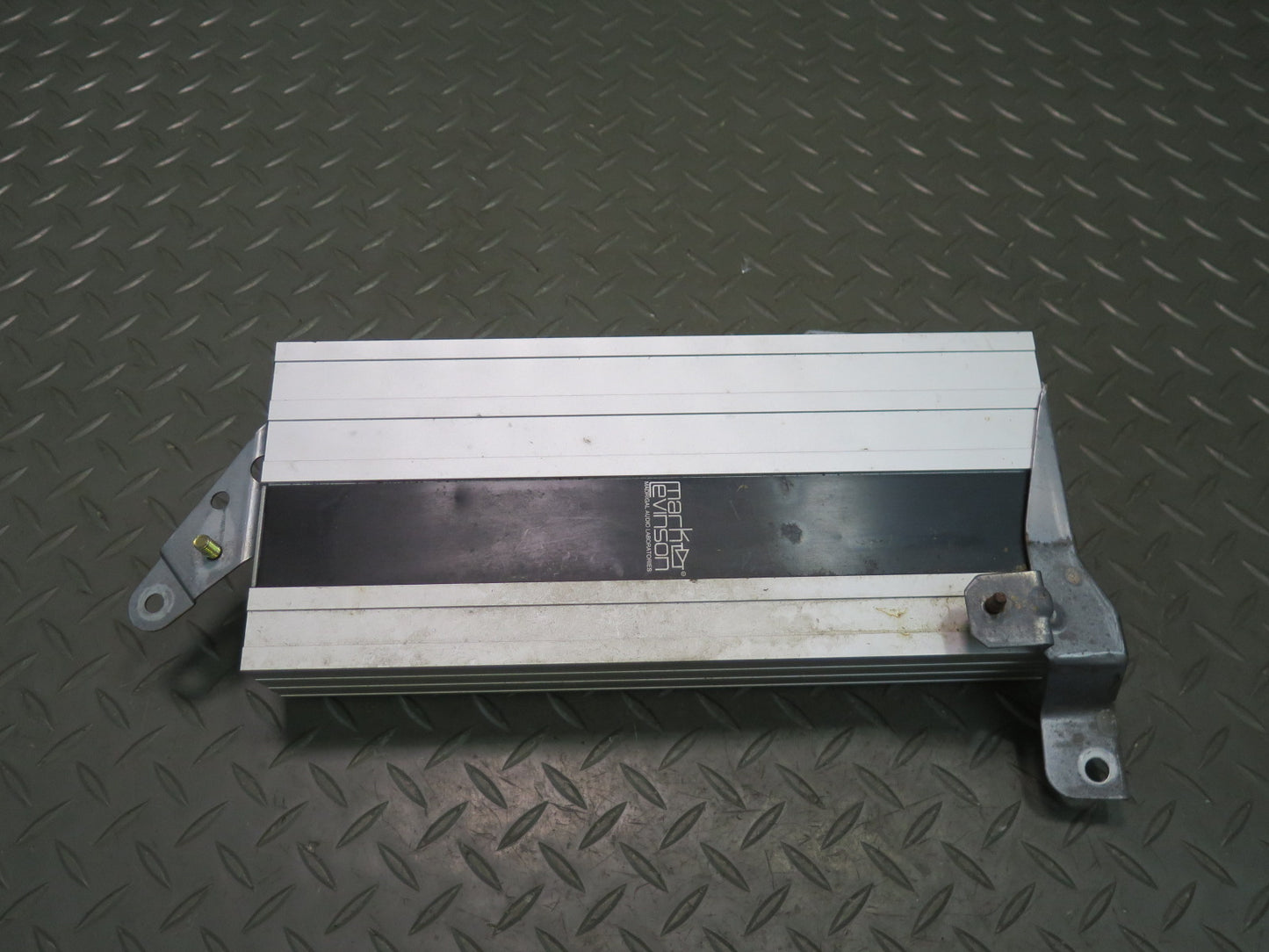 2003-2007 Lexus UZJ100L LX470 Mark Levinson Audio Amplifier 86280-0W051