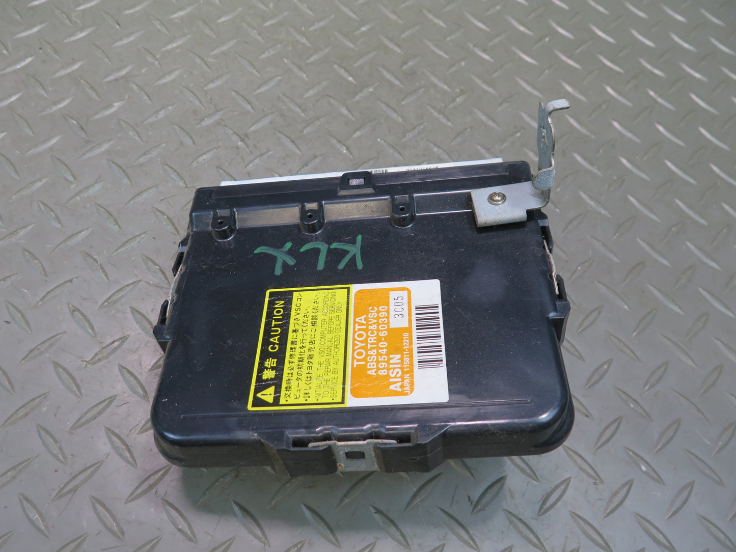 2003-2005 Lexus UZJ100L LX470 ABS VSC Traction Skid Stability Control Module
