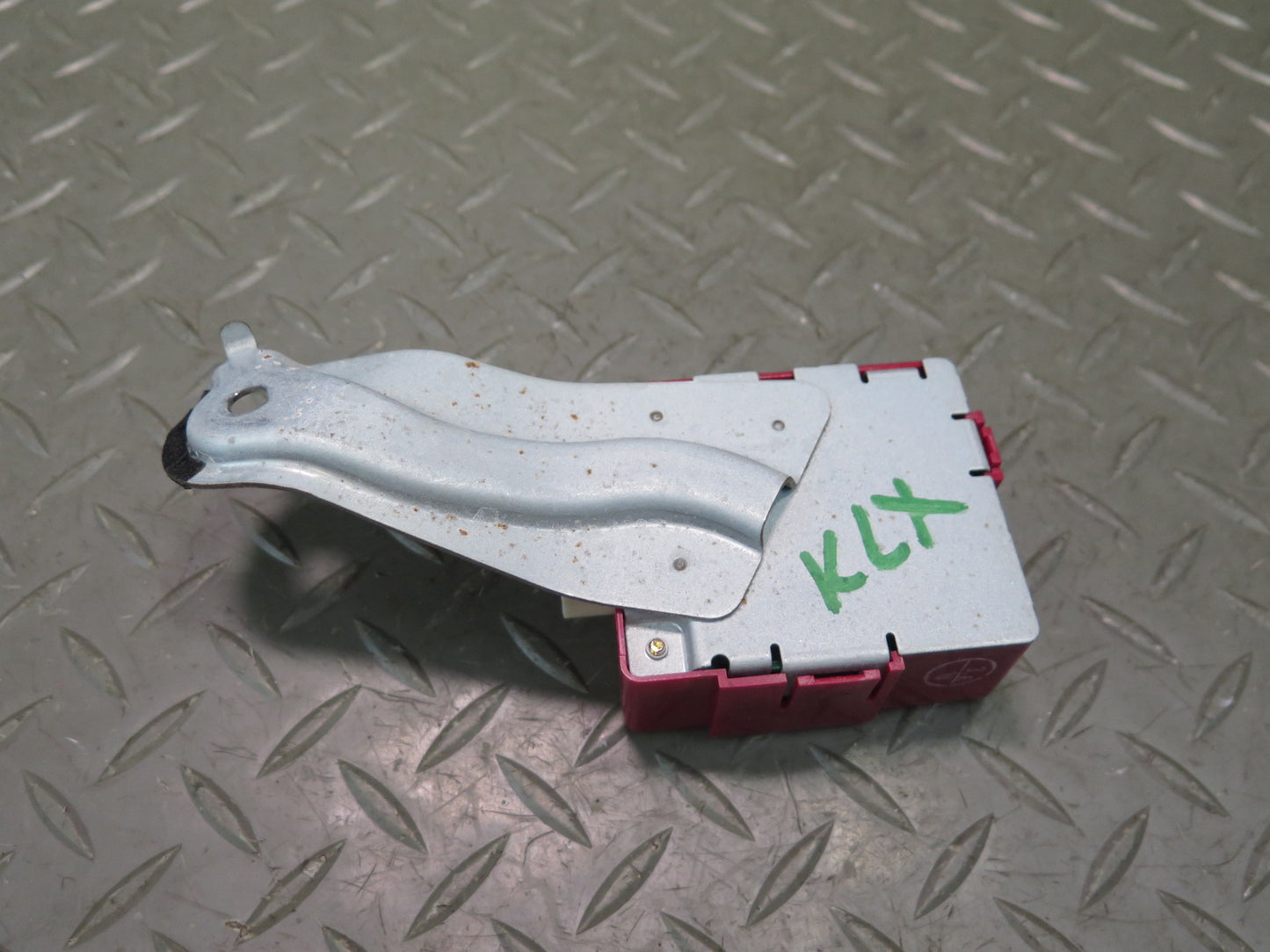 2003-2007 Lexus UZJ100L LX470 Door Control Receiver Computer Control Module