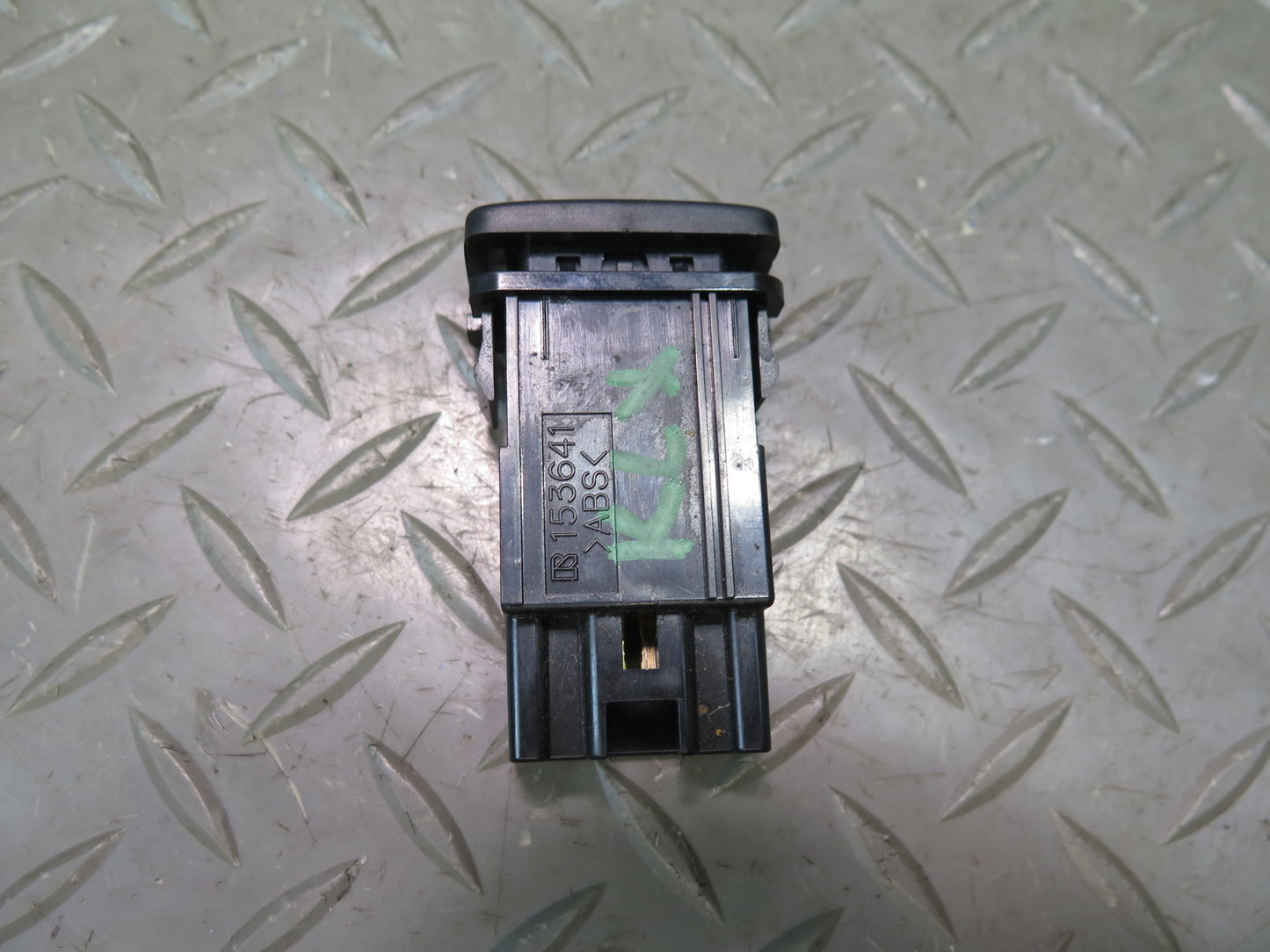2003-2007 Lexus UZJ100L LX470 Rsca OFF Control Button Switch