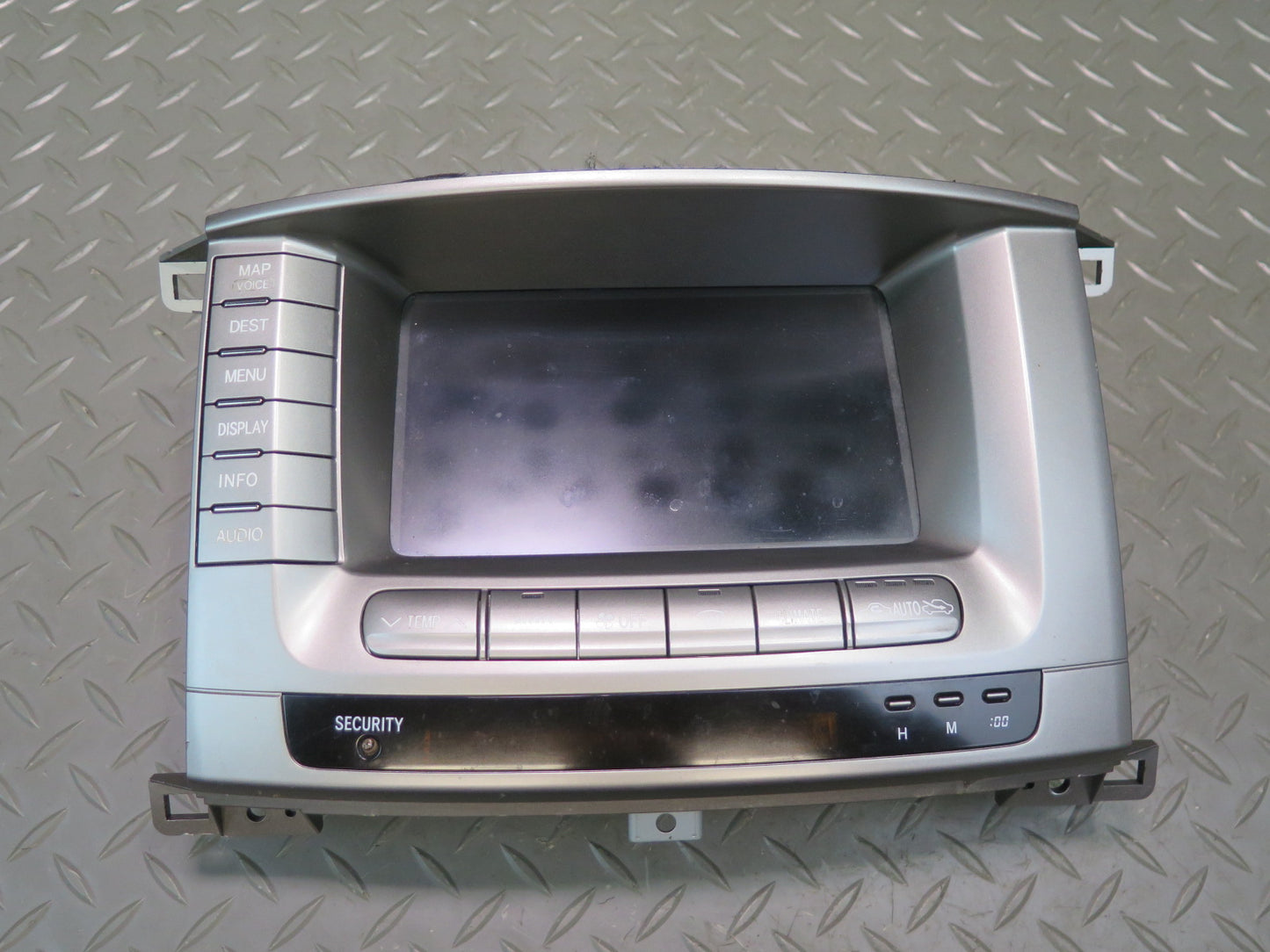 2003-2004 Lexus UZJ100L LX470 Dash GPS Navigation Screen Display 86111-60140