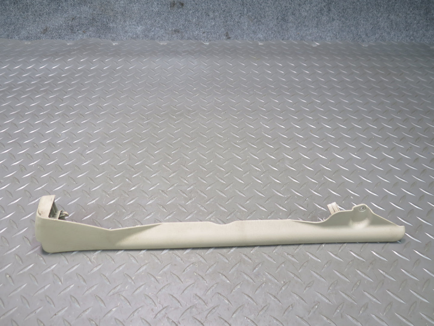 1998-2007 Lexus UZJ100L LX470 Front Right Seat Side Trim Cover Panel Set