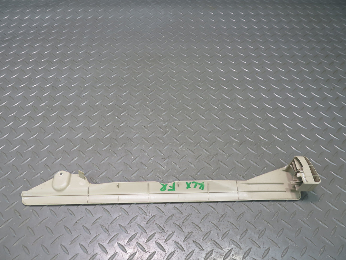 1998-2007 Lexus UZJ100L LX470 Front Right Seat Side Trim Cover Panel Set