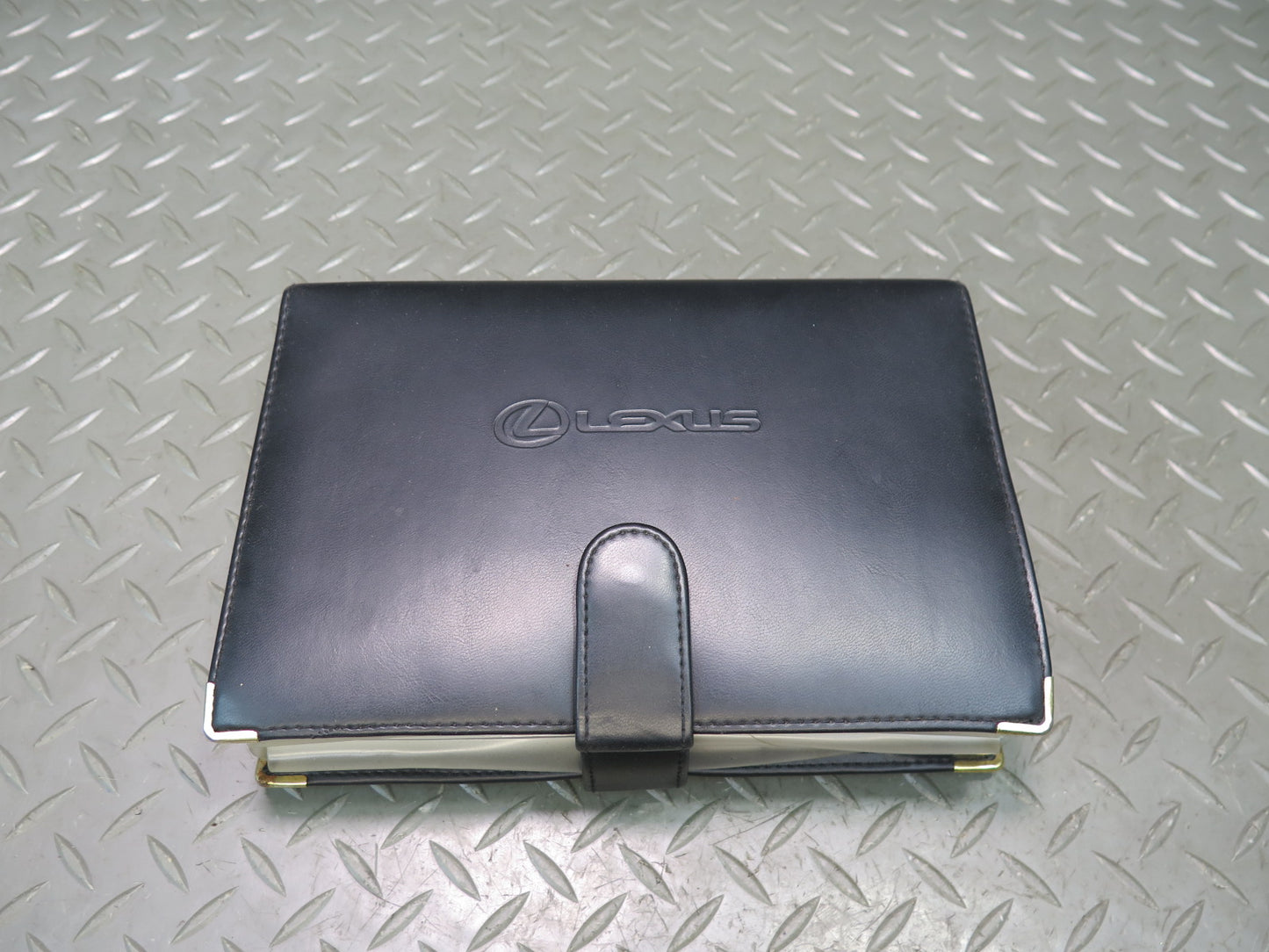 2003 Lexus UZJ100L LX470 Owners Operator User Guide Manual Book Case Set