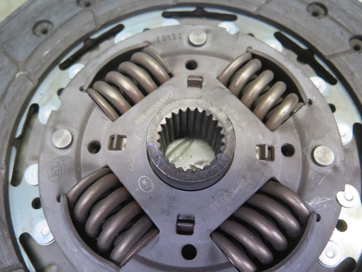 2007 Nissan Z33 350Z FS6R31A M/T Flywheel Pressure Plate Clutch KIT Set 101K OEM