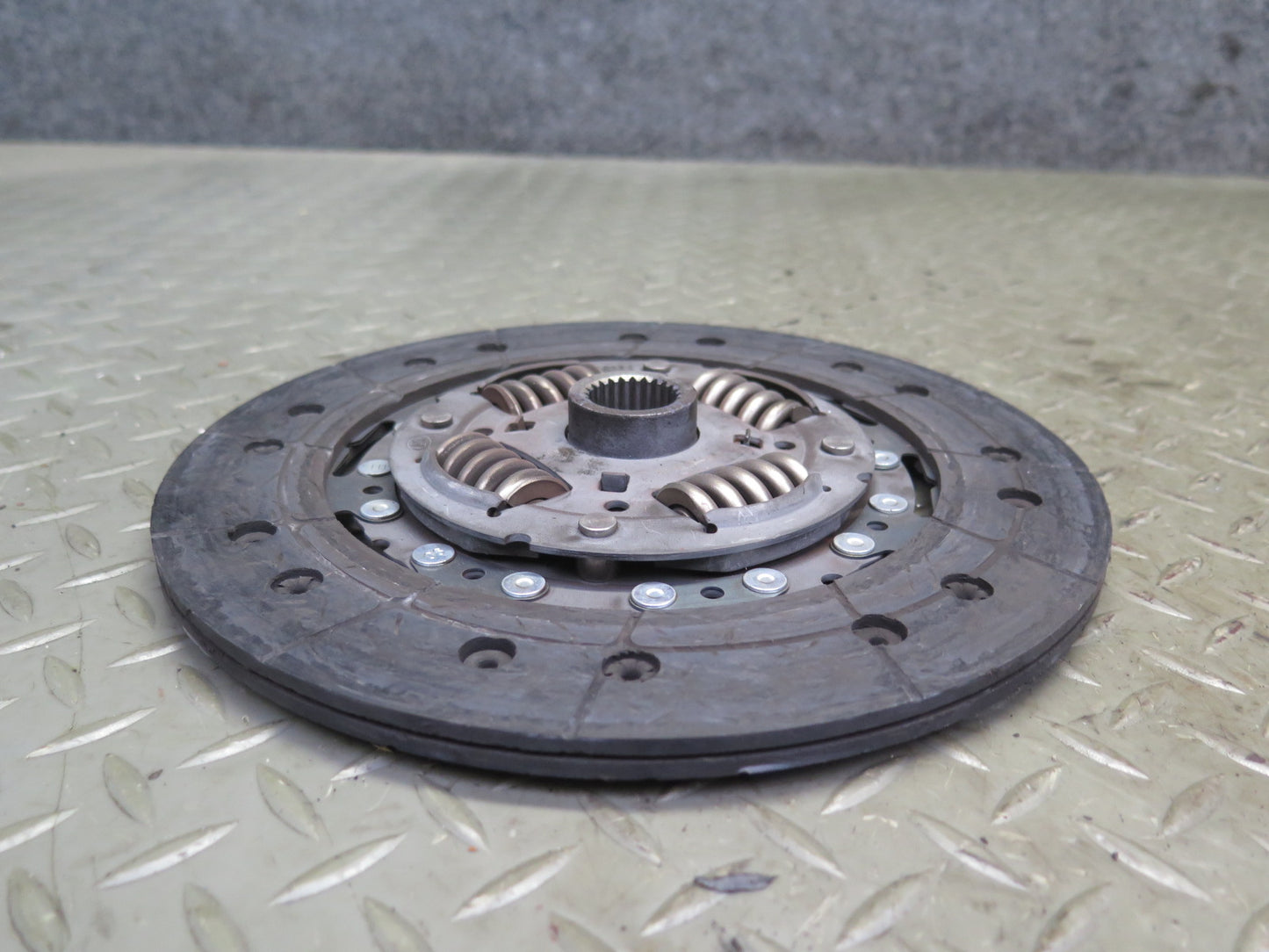 2007 Nissan Z33 350Z FS6R31A M/T Flywheel Pressure Plate Clutch KIT Set 101K OEM
