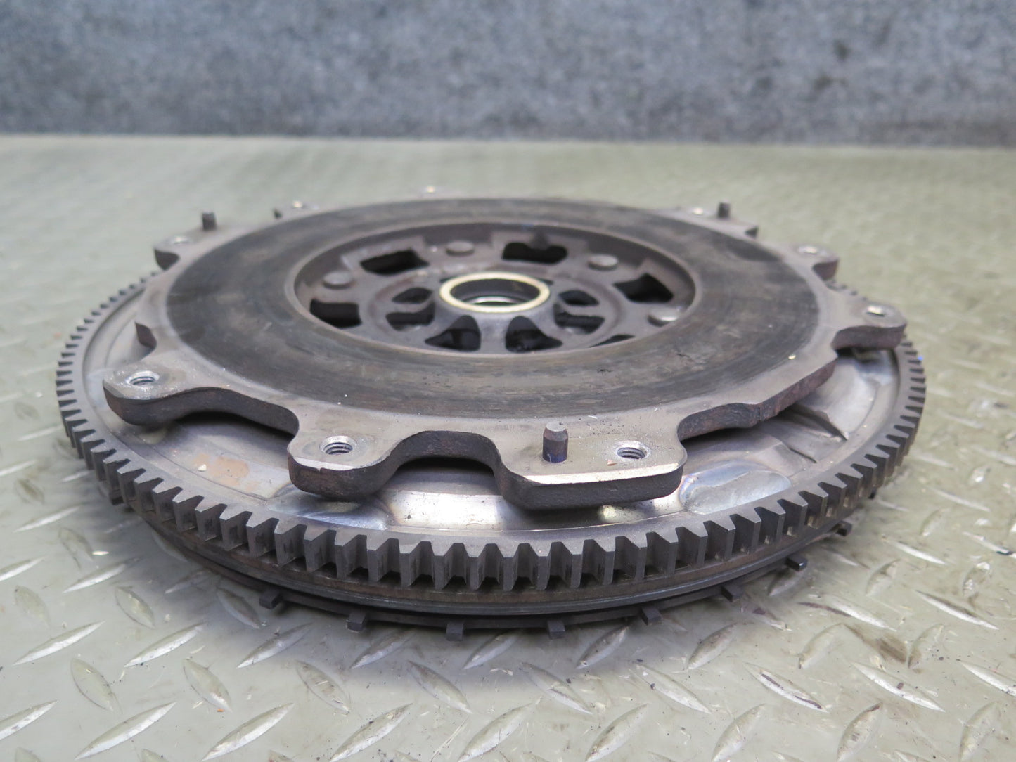 2007 Nissan Z33 350Z FS6R31A M/T Flywheel Pressure Plate Clutch KIT Set 101K OEM