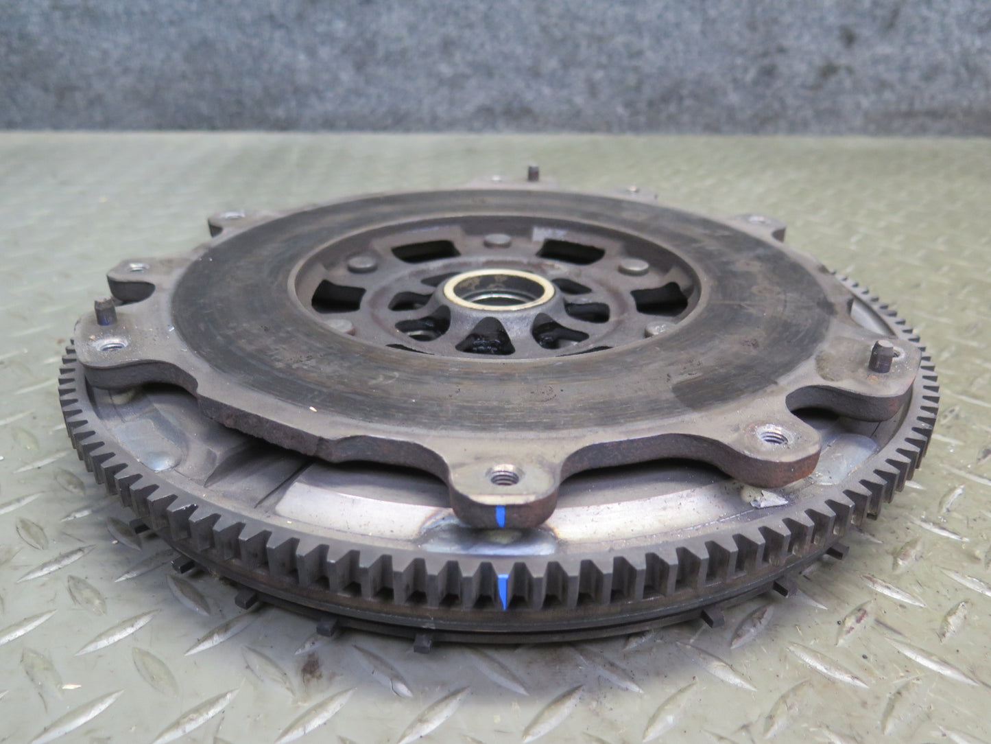 2007 Nissan Z33 350Z FS6R31A M/T Flywheel Pressure Plate Clutch KIT Set 101K OEM