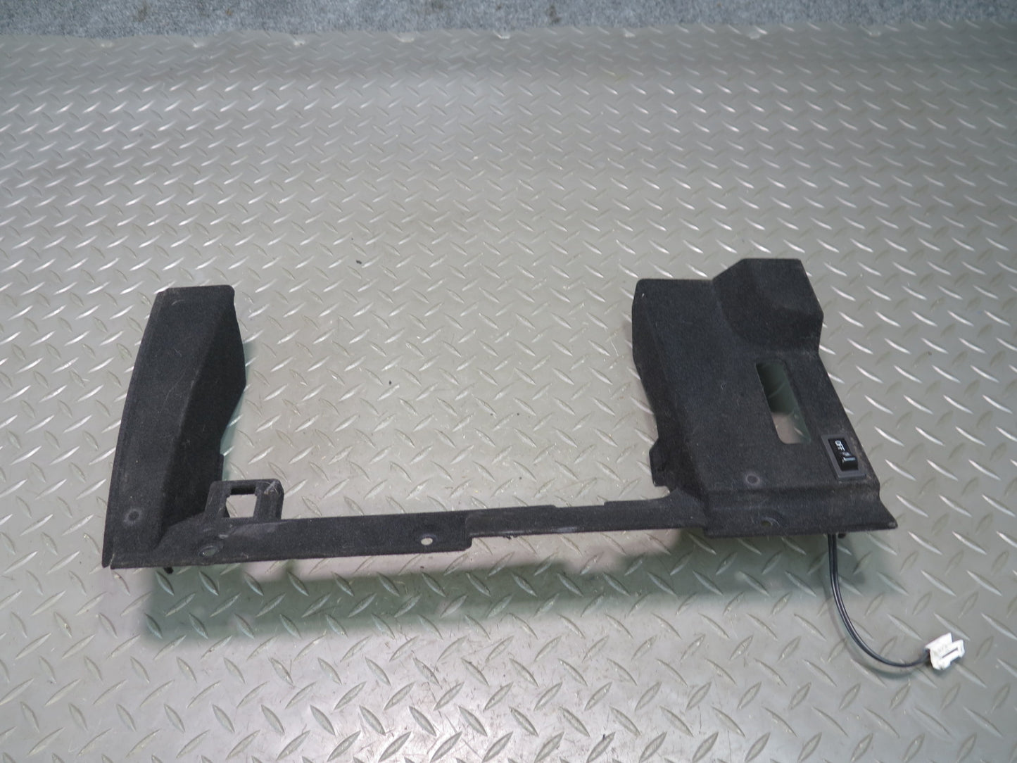 2004-2009 Cadillac XLR Right Side Dashboard Glove Box W/ Frame Trim Panel Set