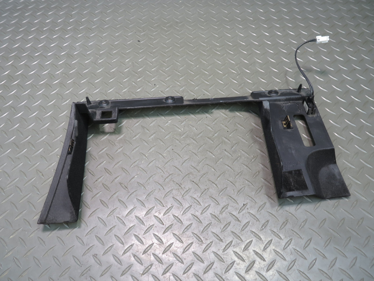 2004-2009 Cadillac XLR Right Side Dashboard Glove Box W/ Frame Trim Panel Set