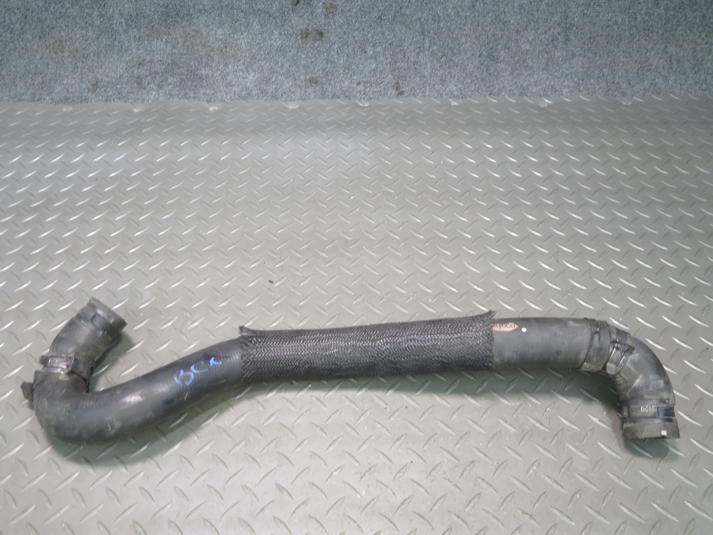 2004-2009 Cadillac XLR 4.6L V8 Engine Coolant Water Pipe Line Hose Tube