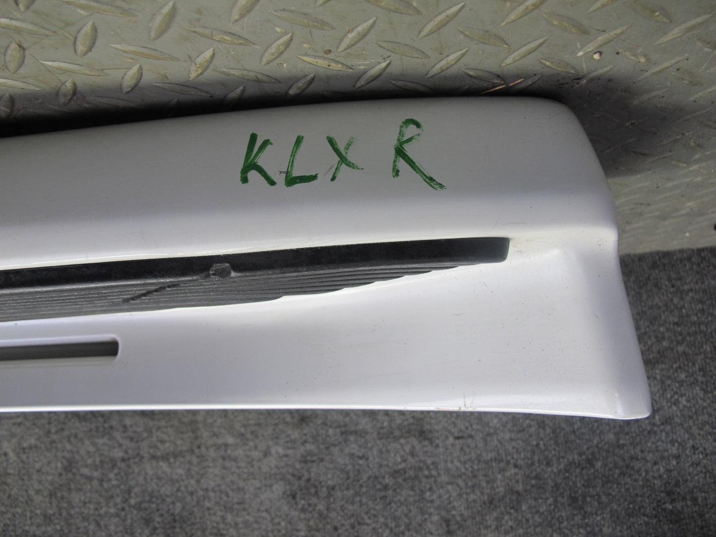 2003-2007 Lexus UZJ100L LX470 Running Board Side Step Lower Trim Molding Set