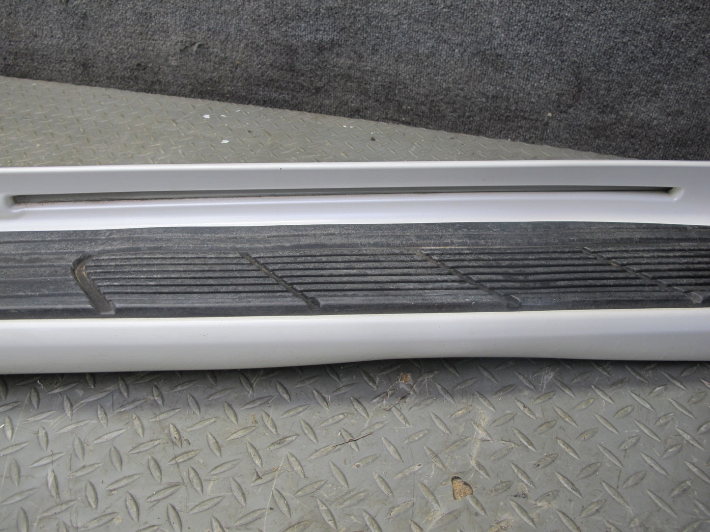 2003-2007 Lexus UZJ100L LX470 Running Board Side Step Lower Trim Molding Set