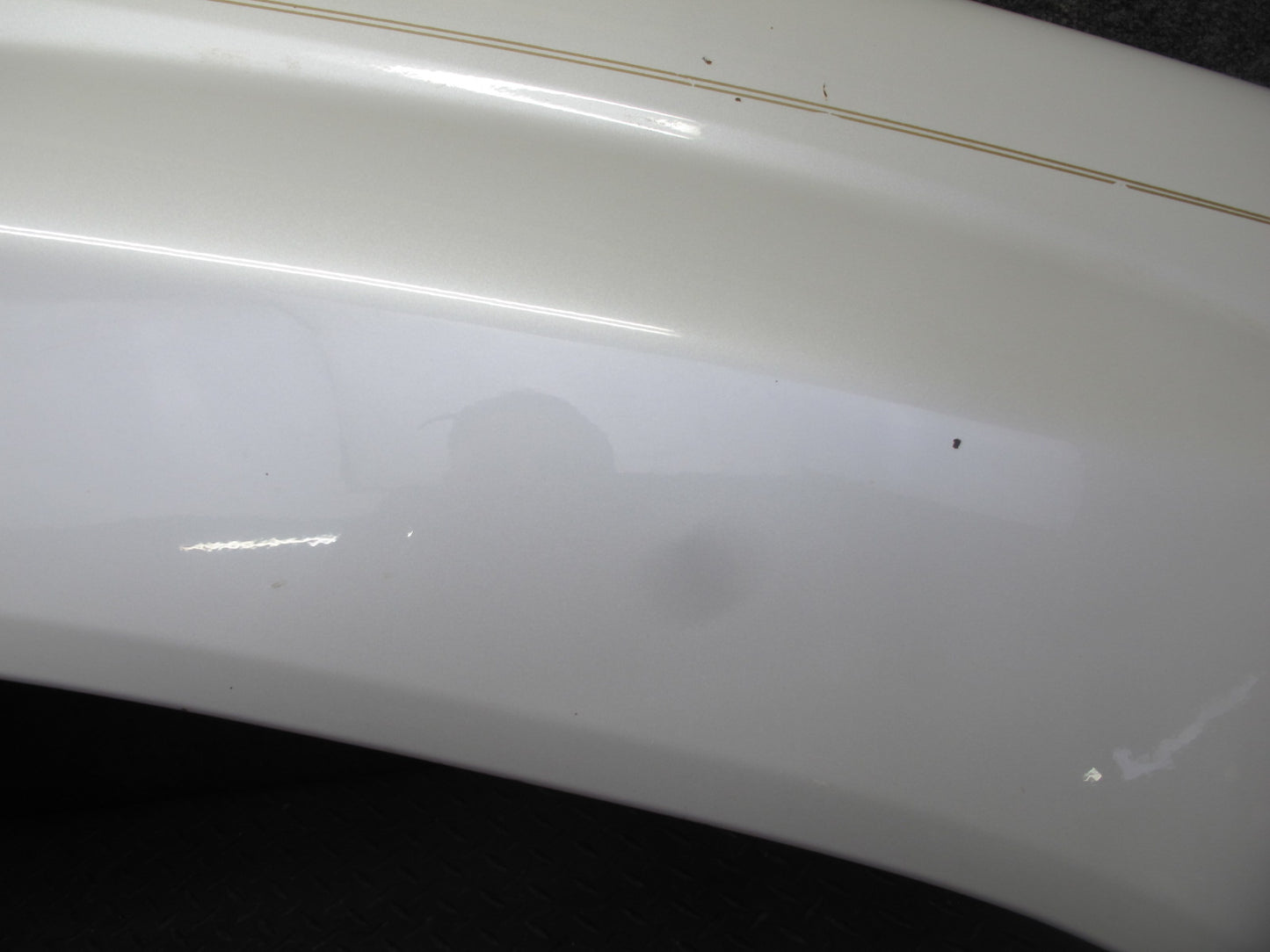 2003-2007 Lexus UZJ100L LX470 Front Right Fender Shell Panel Cover White