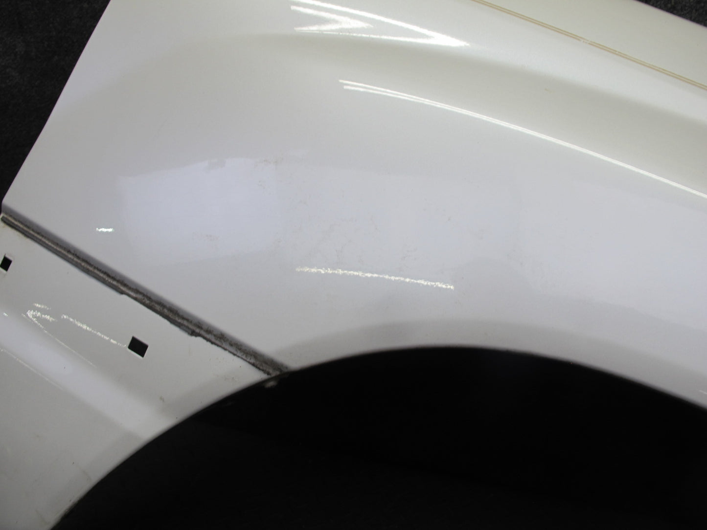 2003-2007 Lexus UZJ100L LX470 Front Right Fender Shell Panel Cover White