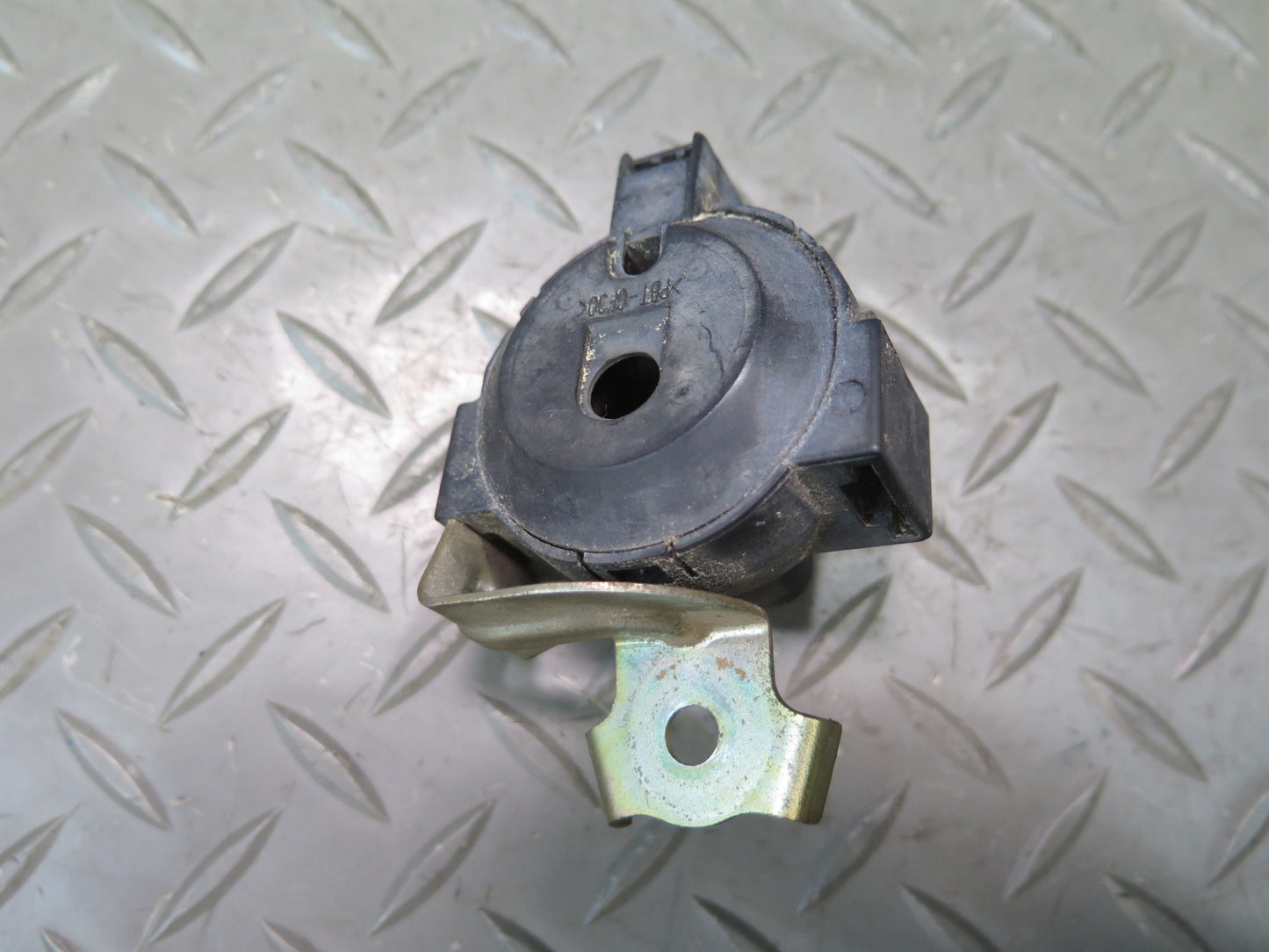 1998-2007 Lexus UZJ100L LX470 Door Lock Chime Buzzer 89747-60010
