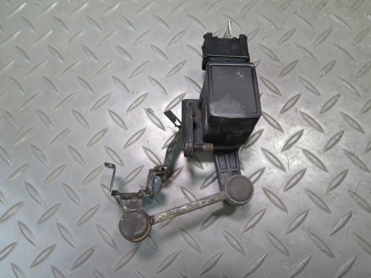 2001-2006 BMW E46 M3 Rear Suspension Height Level Sensor Set of 2