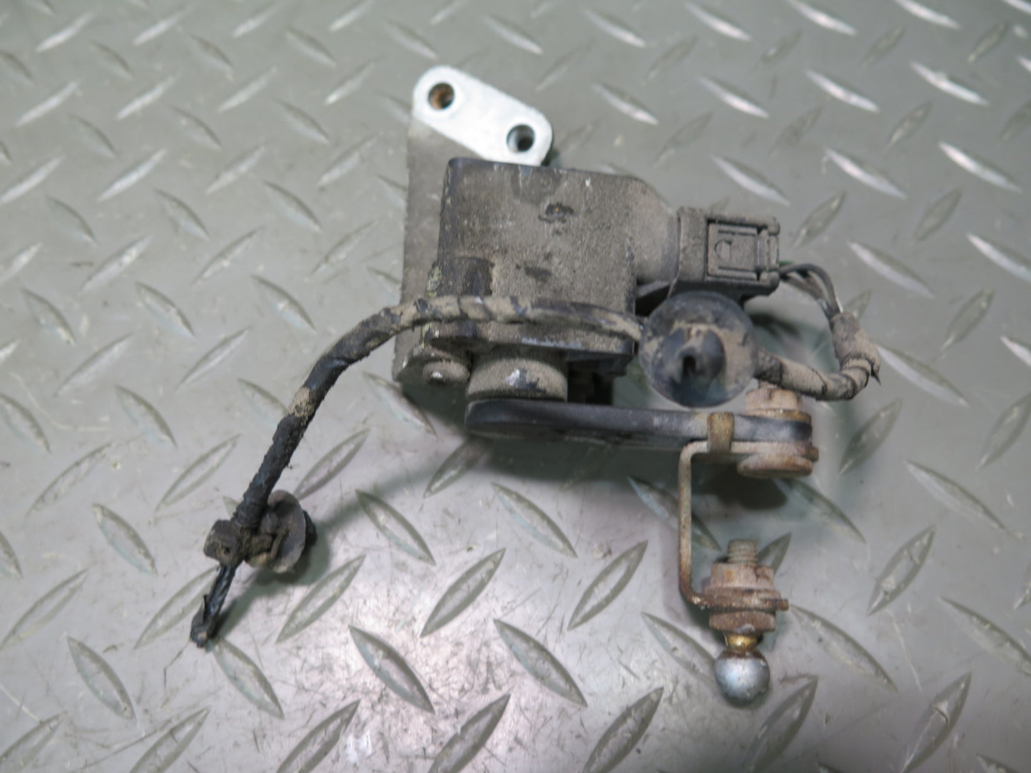2001-2006 BMW E46 M3 Rear Suspension Height Level Sensor Set of 2