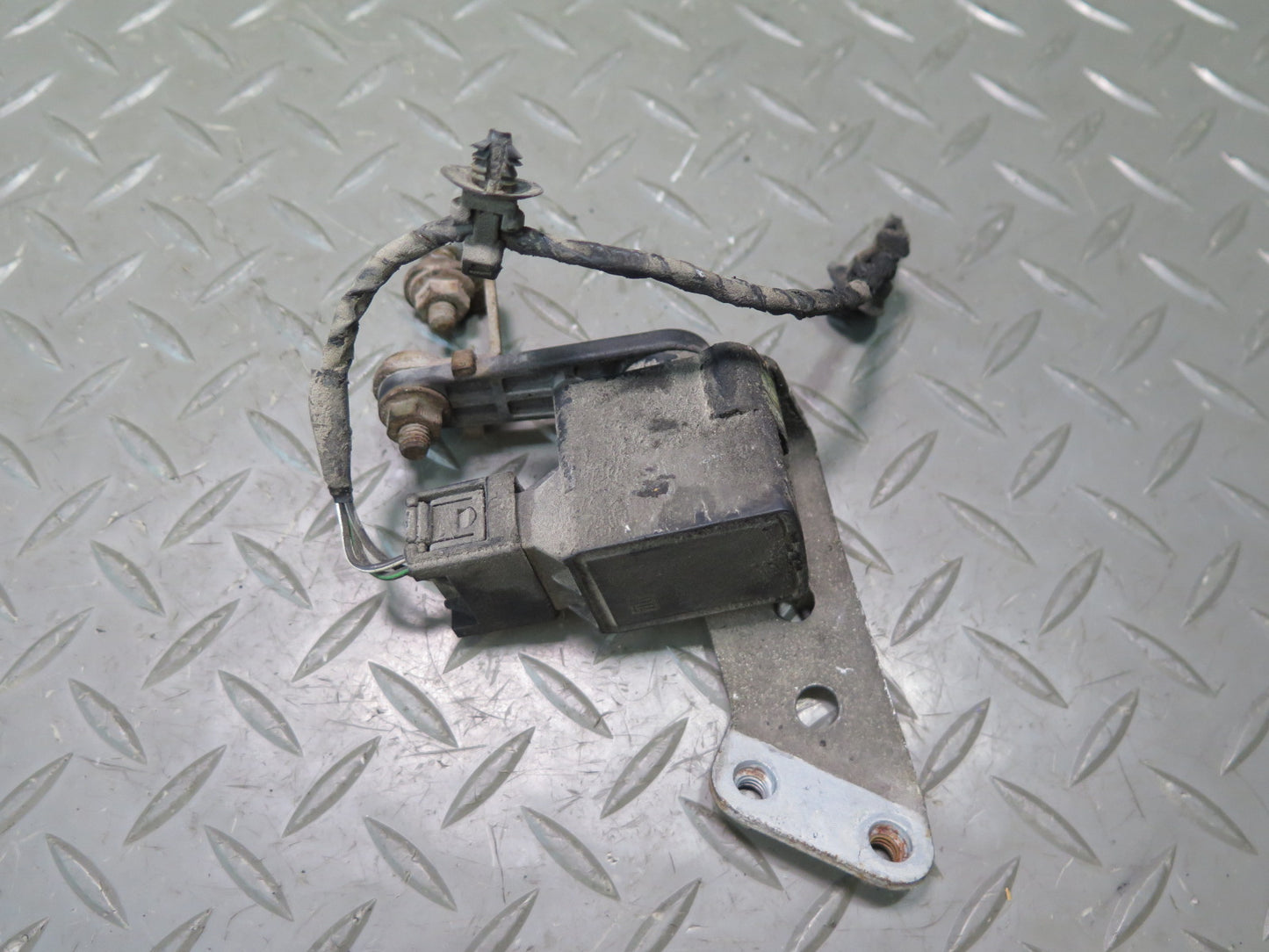 2001-2006 BMW E46 M3 Rear Suspension Height Level Sensor Set of 2