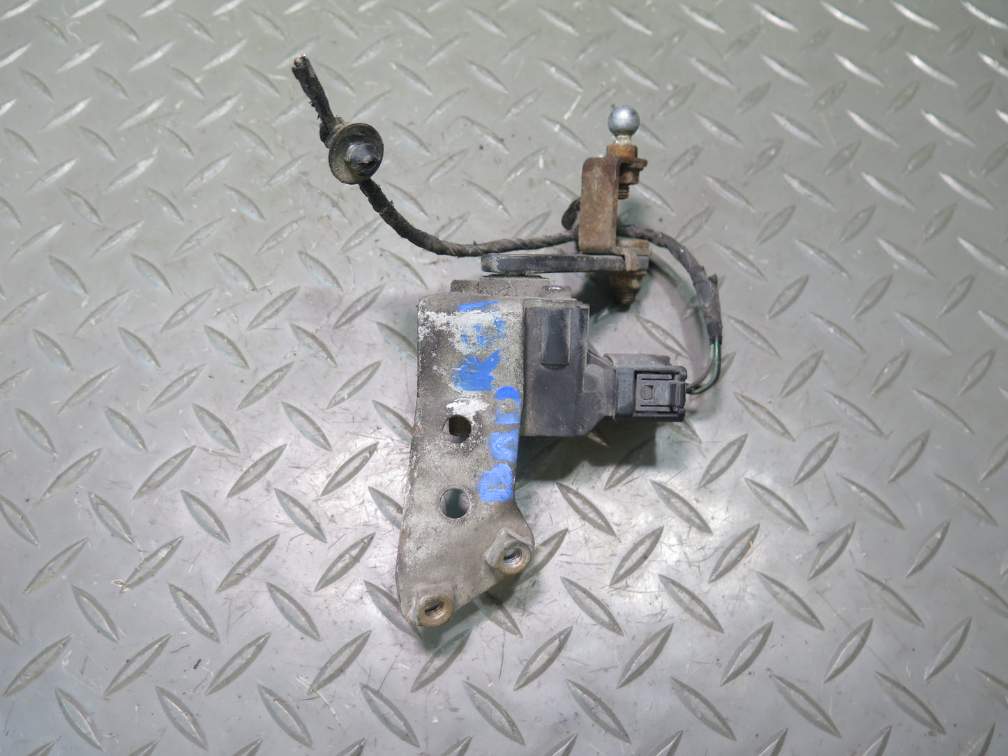 2001-2006 BMW E46 M3 Rear Suspension Height Level Sensor Set of 2