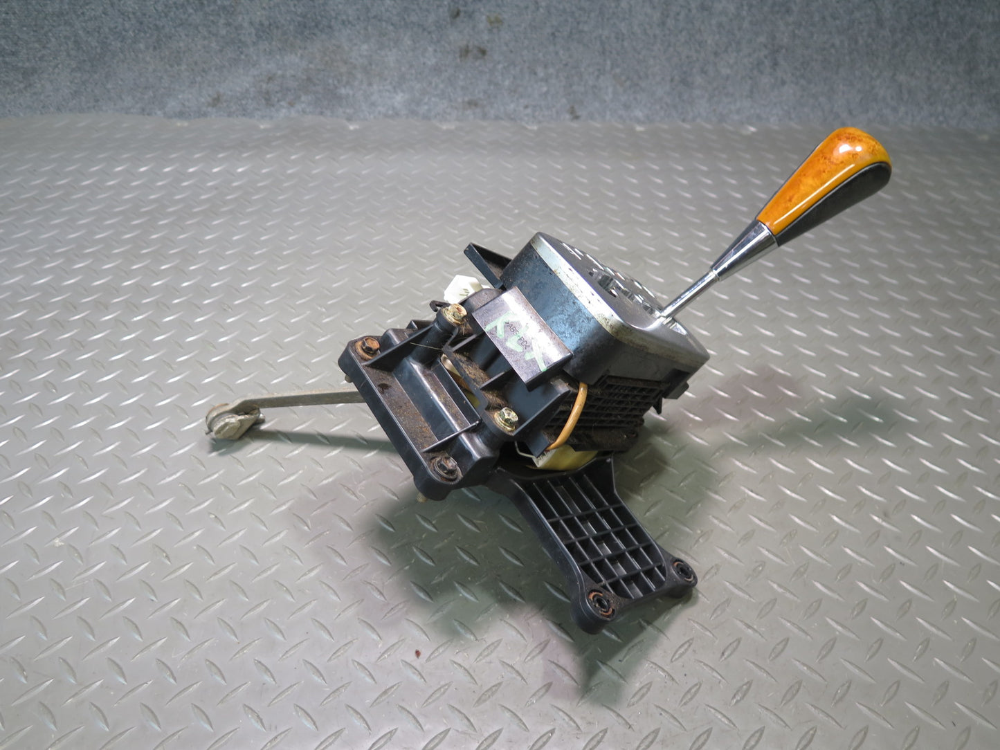 2003-2007 Lexus UZJ100L LX470 A/T Automatic Transmission Gear Shifter Selector