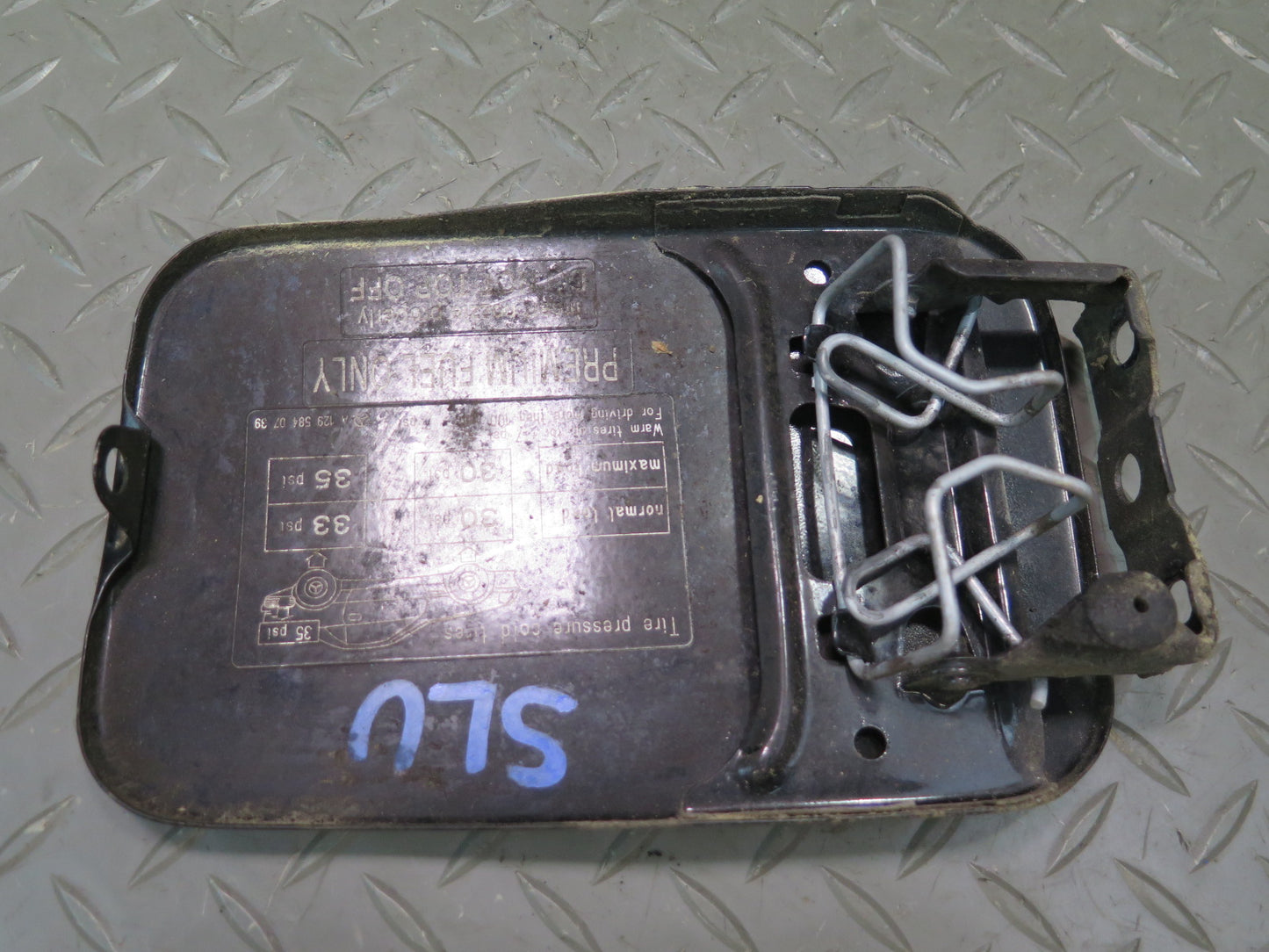 94-02 Mercedes R129 Sl-class Fuel Filler Door Lid Cover OEM