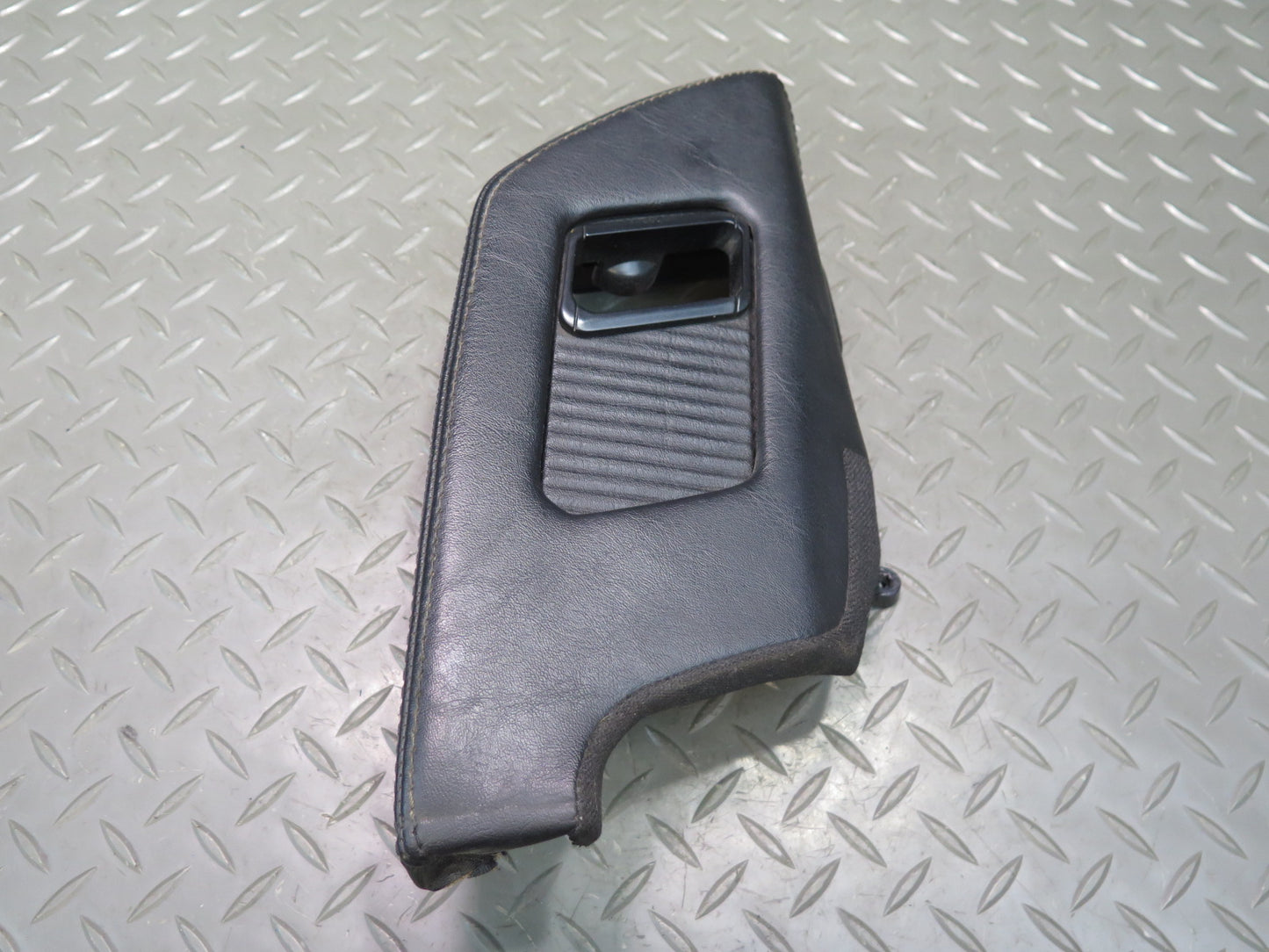 94-02 Mercedes R129 Sl-class Center Right B Pillar Upper Trim Cover Panel OEM