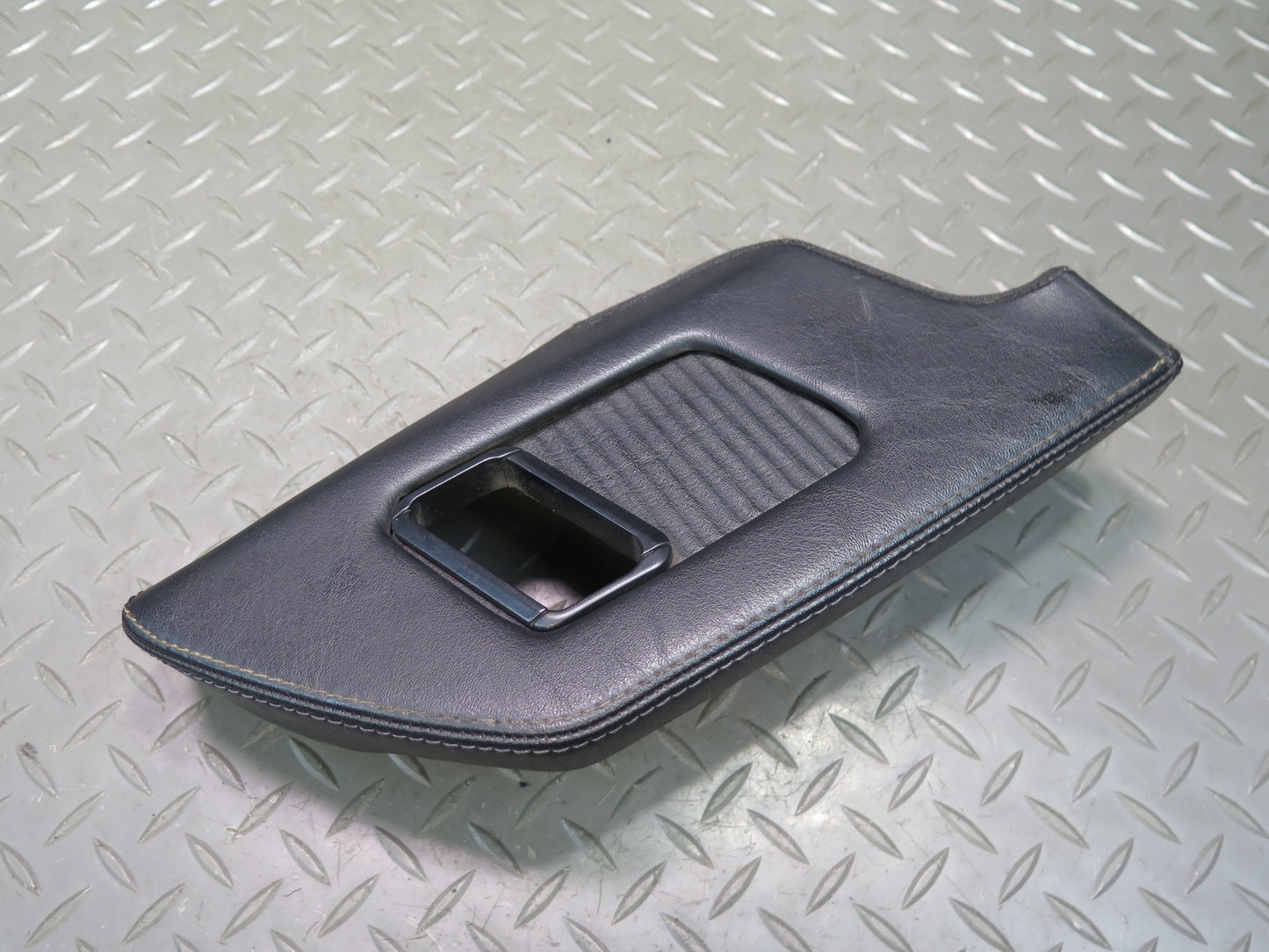 94-02 Mercedes R129 Sl-class Center Right B Pillar Upper Trim Cover Panel OEM