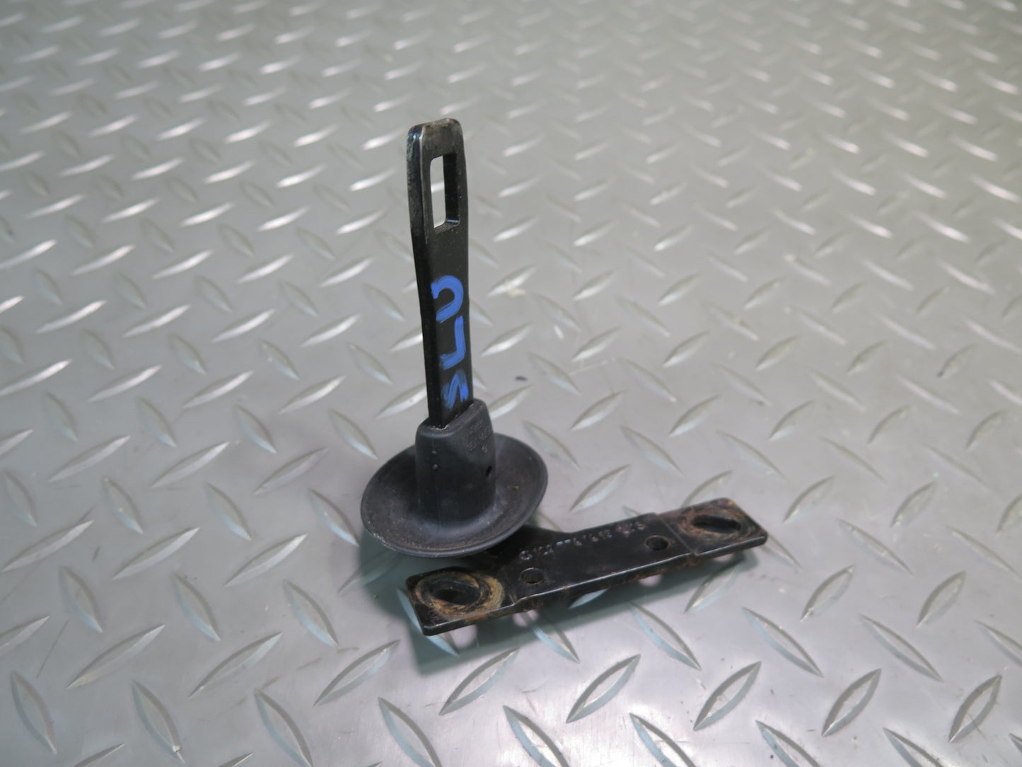 94-02 Mercedes R129 SL Convertible Set of 2 Soft TOP Roof Locking PIN Guide OEM