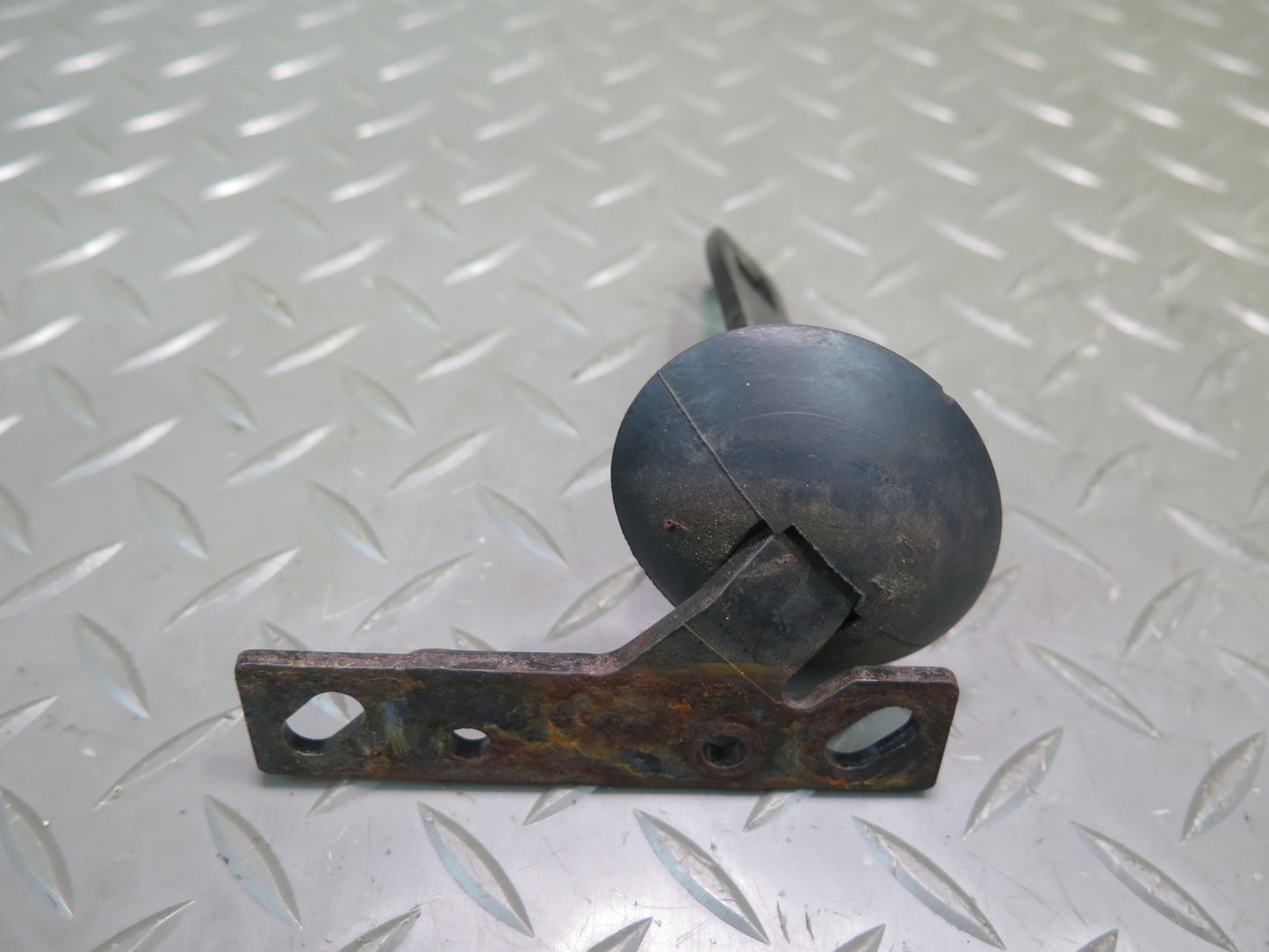 94-02 Mercedes R129 SL Convertible Set of 2 Soft TOP Roof Locking PIN Guide OEM