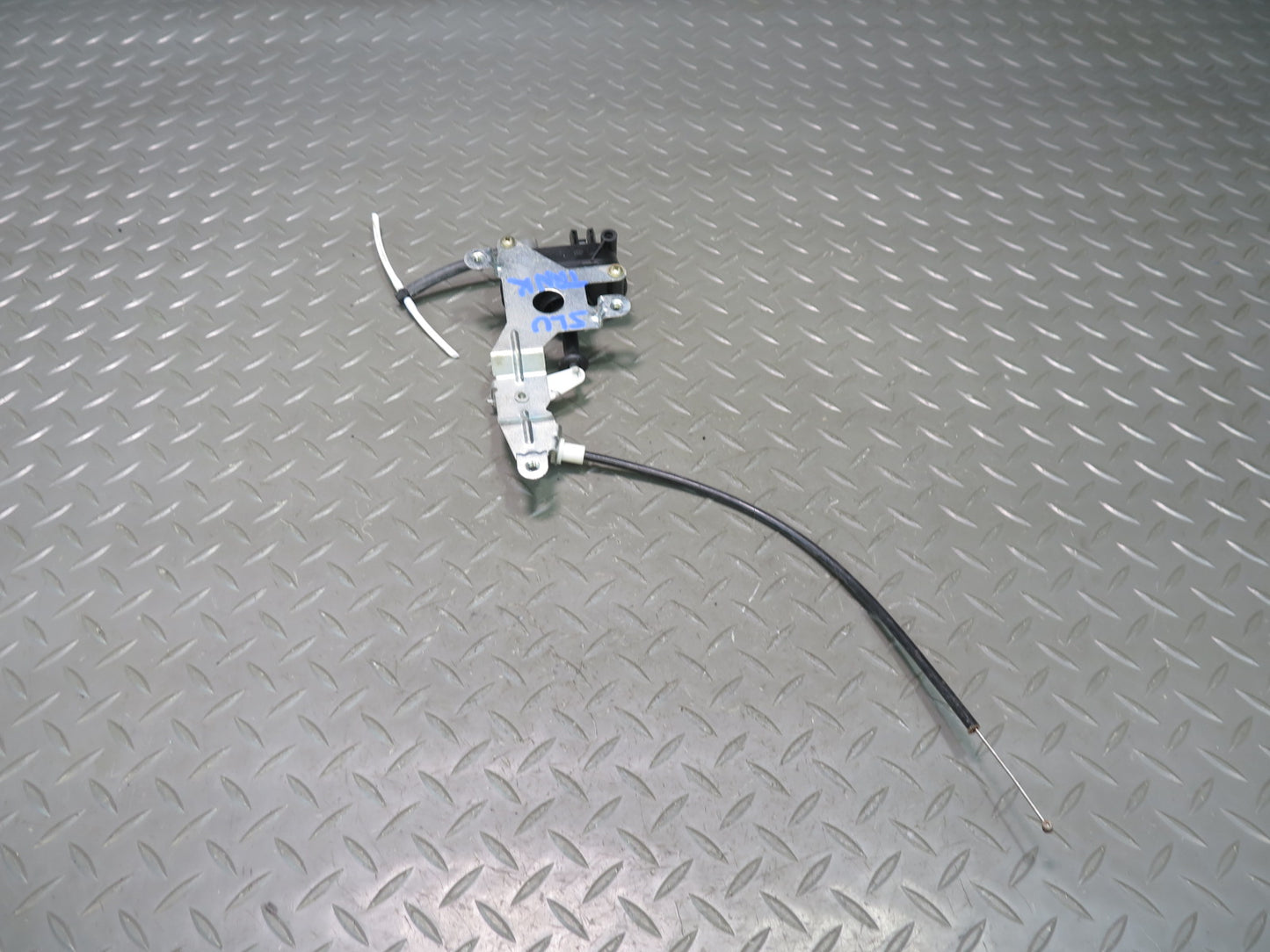 94-02 Mercedes R129 SL Rear Trunk Lid Lock Latch Actuator OEM